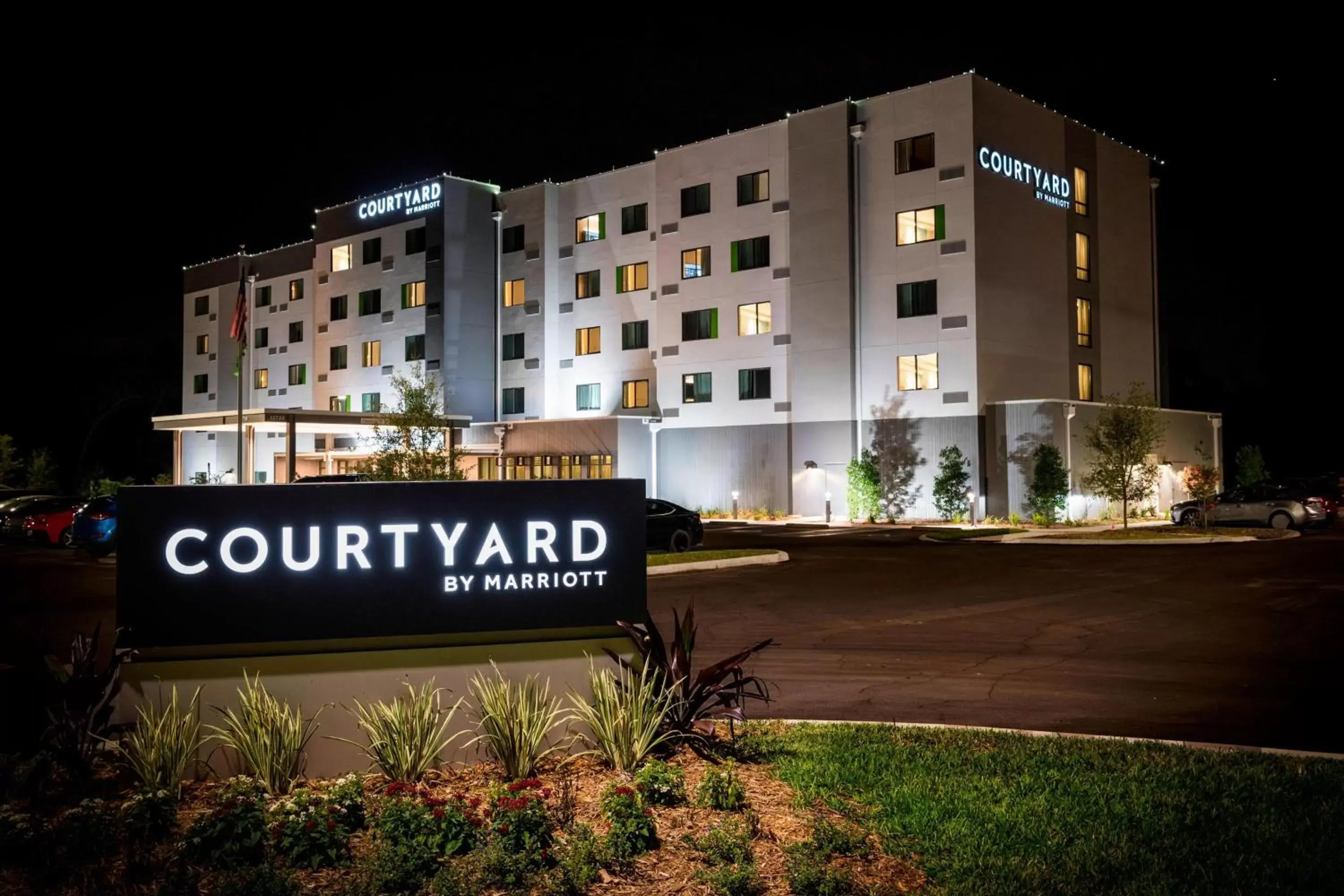 Property Building in Courtyard by Marriott Tampa Northwest/Veterans Expressway