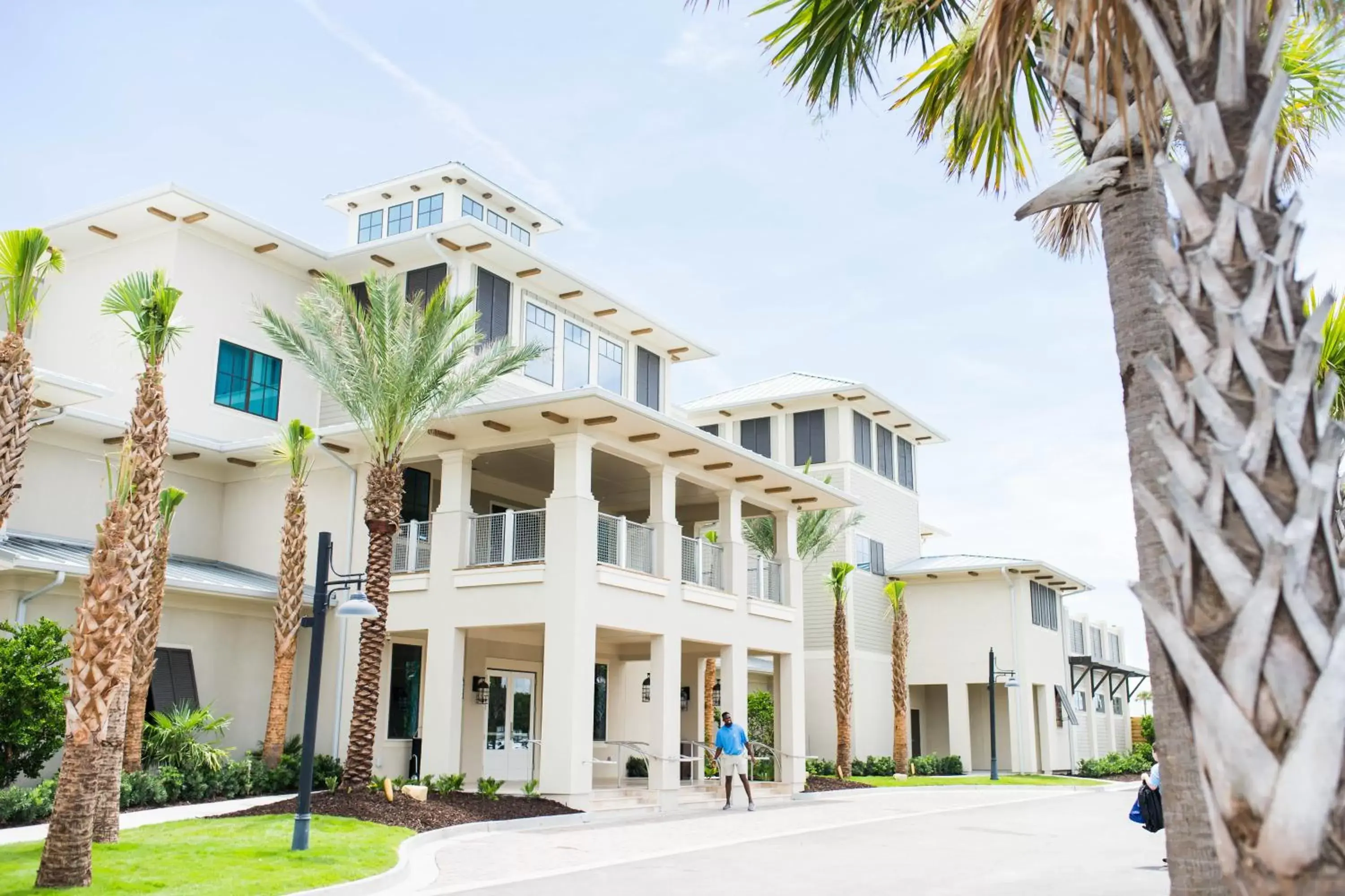 Facade/entrance, Property Building in Jekyll Ocean Club Resort