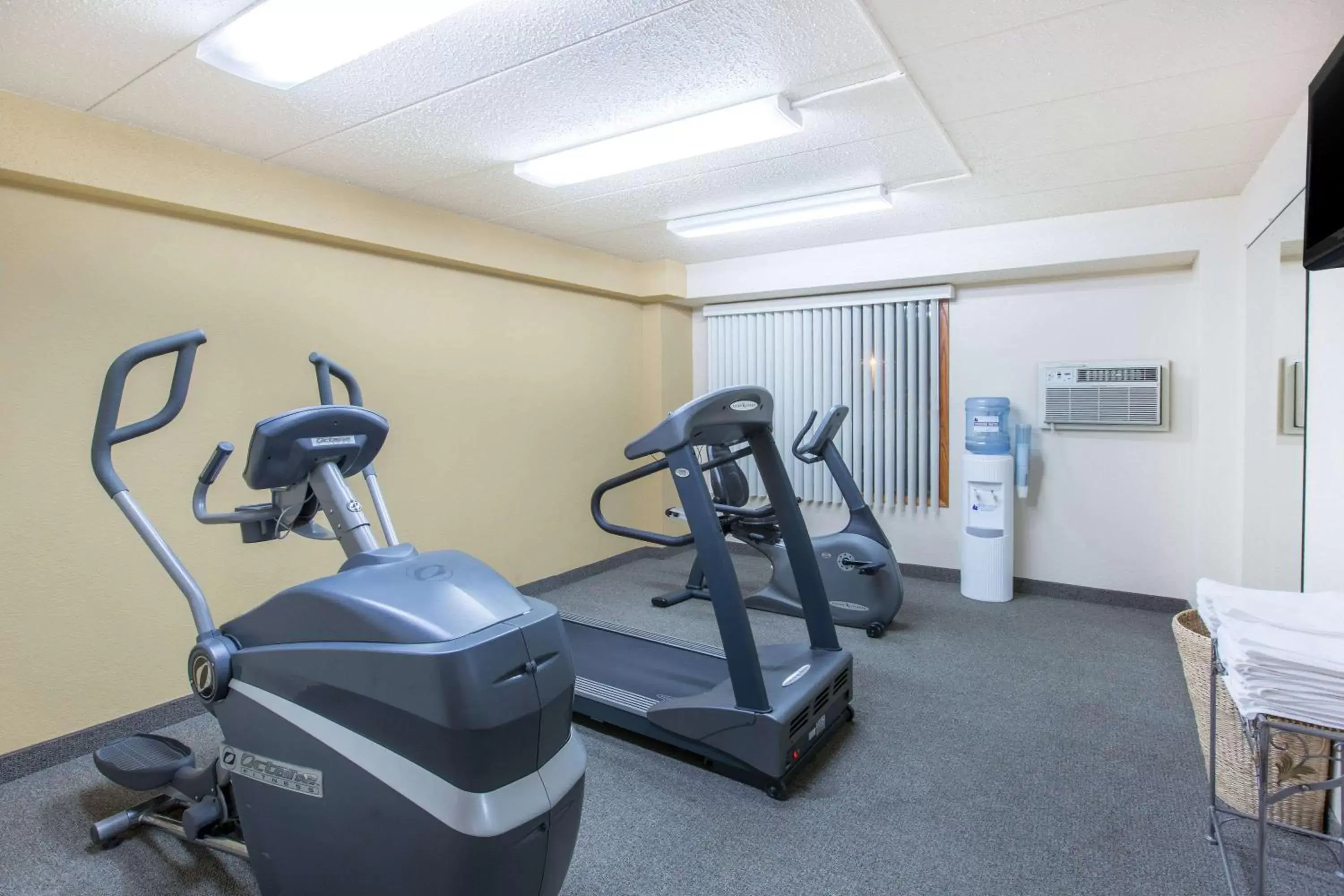 Fitness centre/facilities, Fitness Center/Facilities in Days Inn by Wyndham Sioux Falls