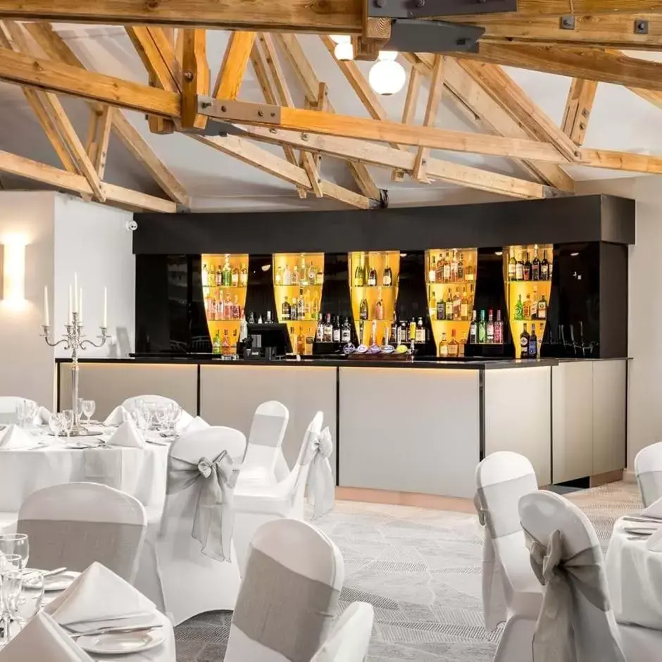 Lounge or bar, Banquet Facilities in Langstone Quays Resort