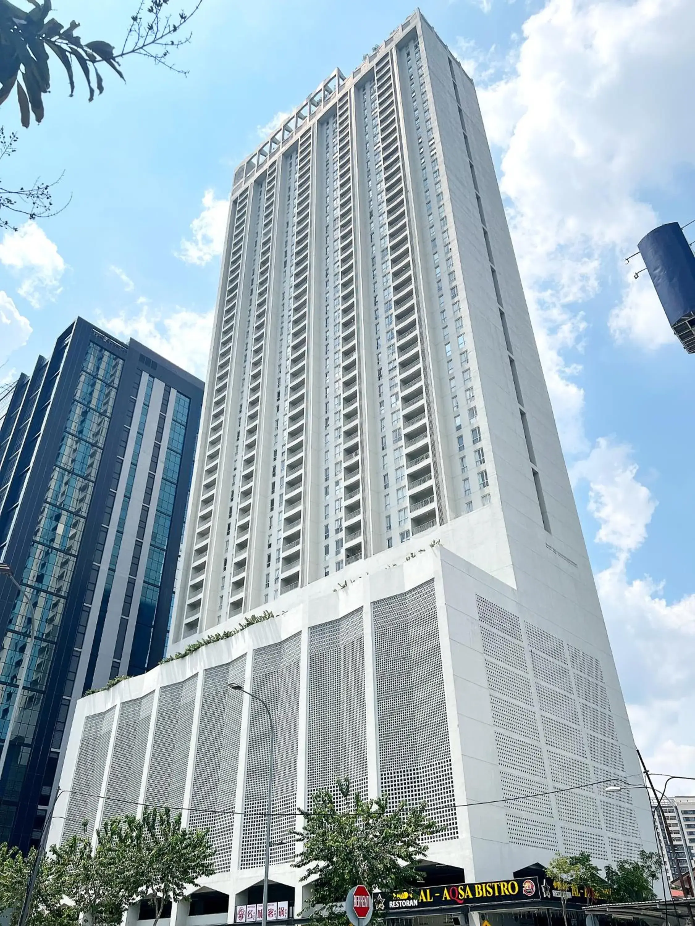 Property Building in Infini Suites@ UNA Residences, Sunway Velocity KL