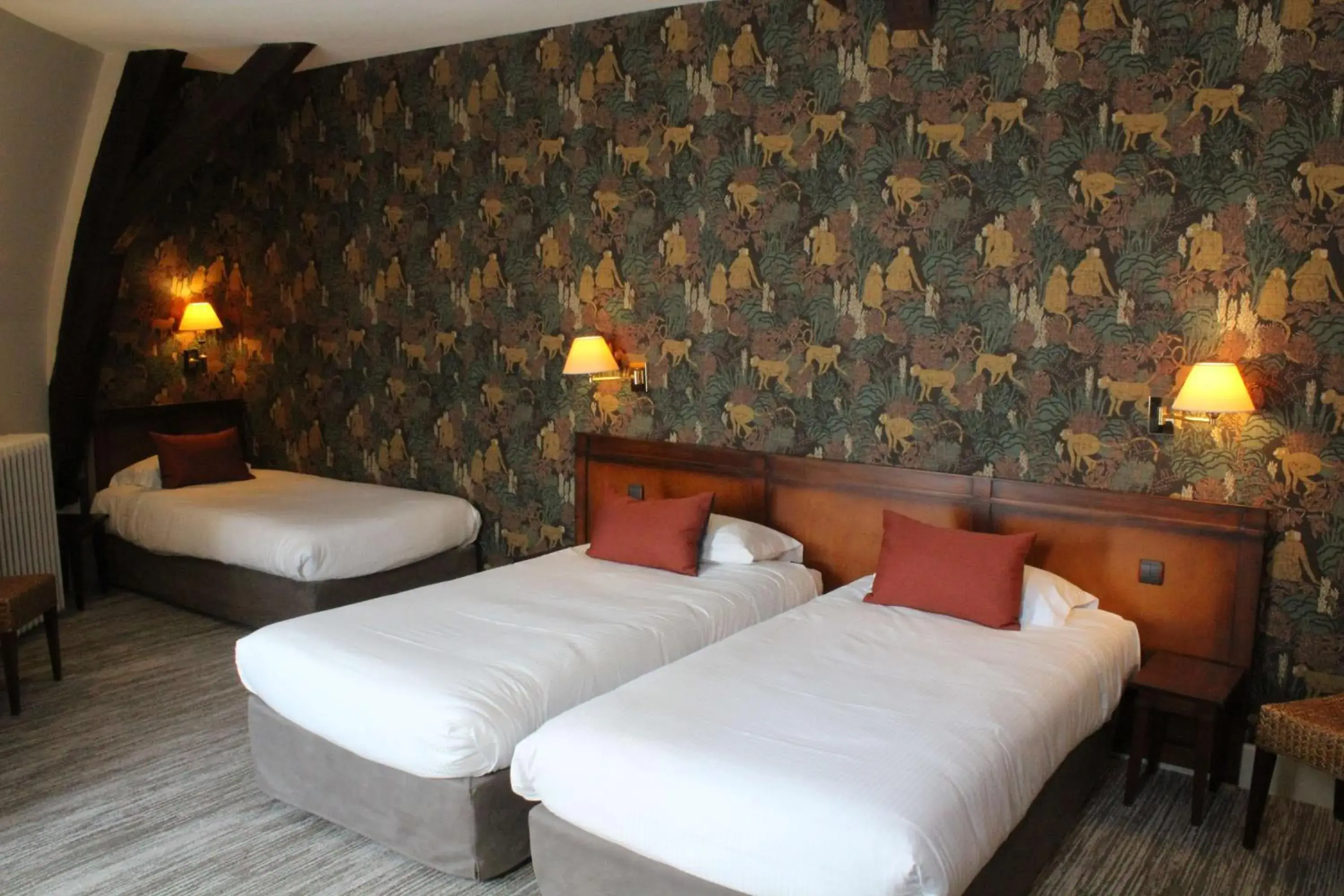 Photo of the whole room, Bed in Best Western De Diane