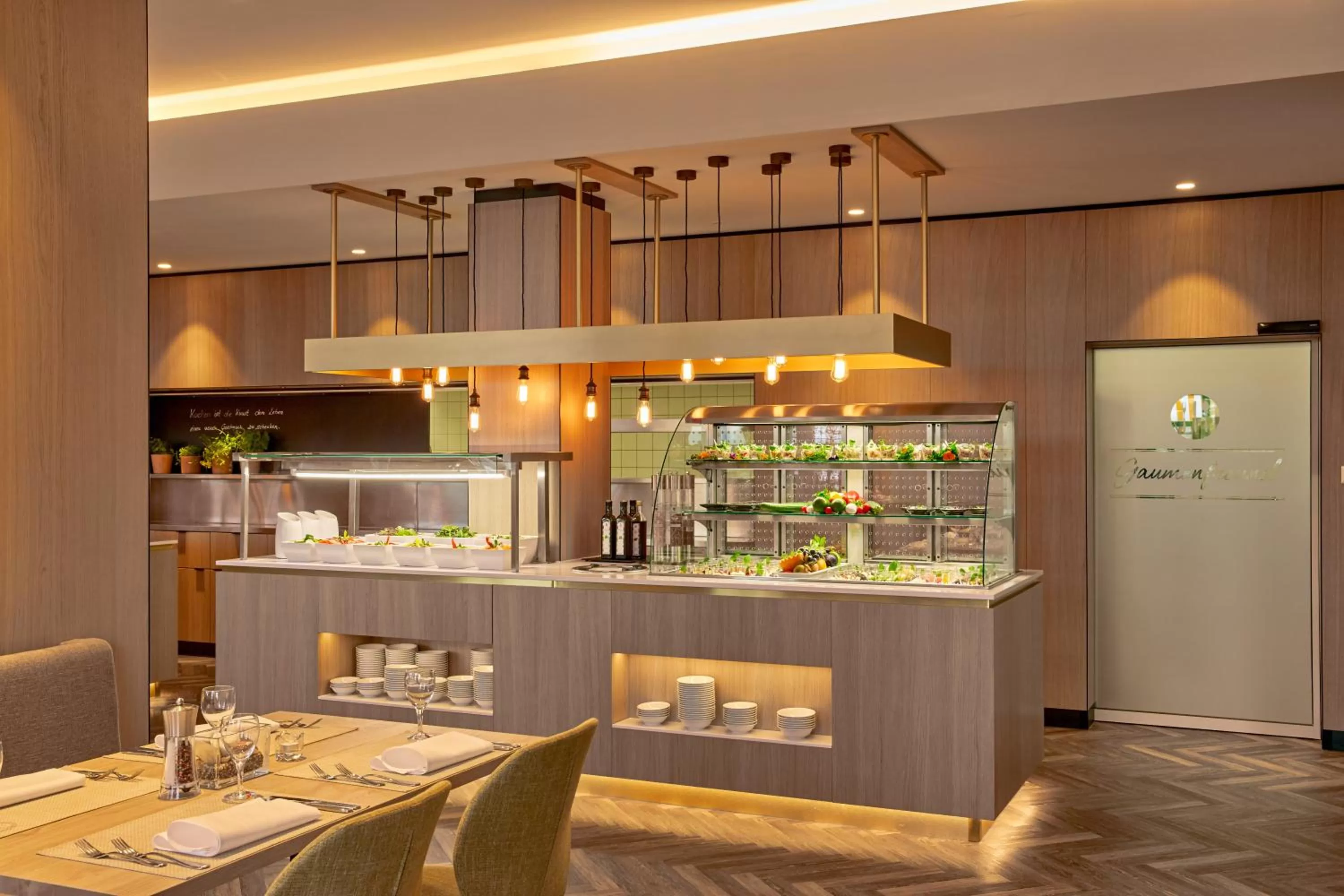 Restaurant/places to eat in H+ Hotel Limes Thermen Aalen