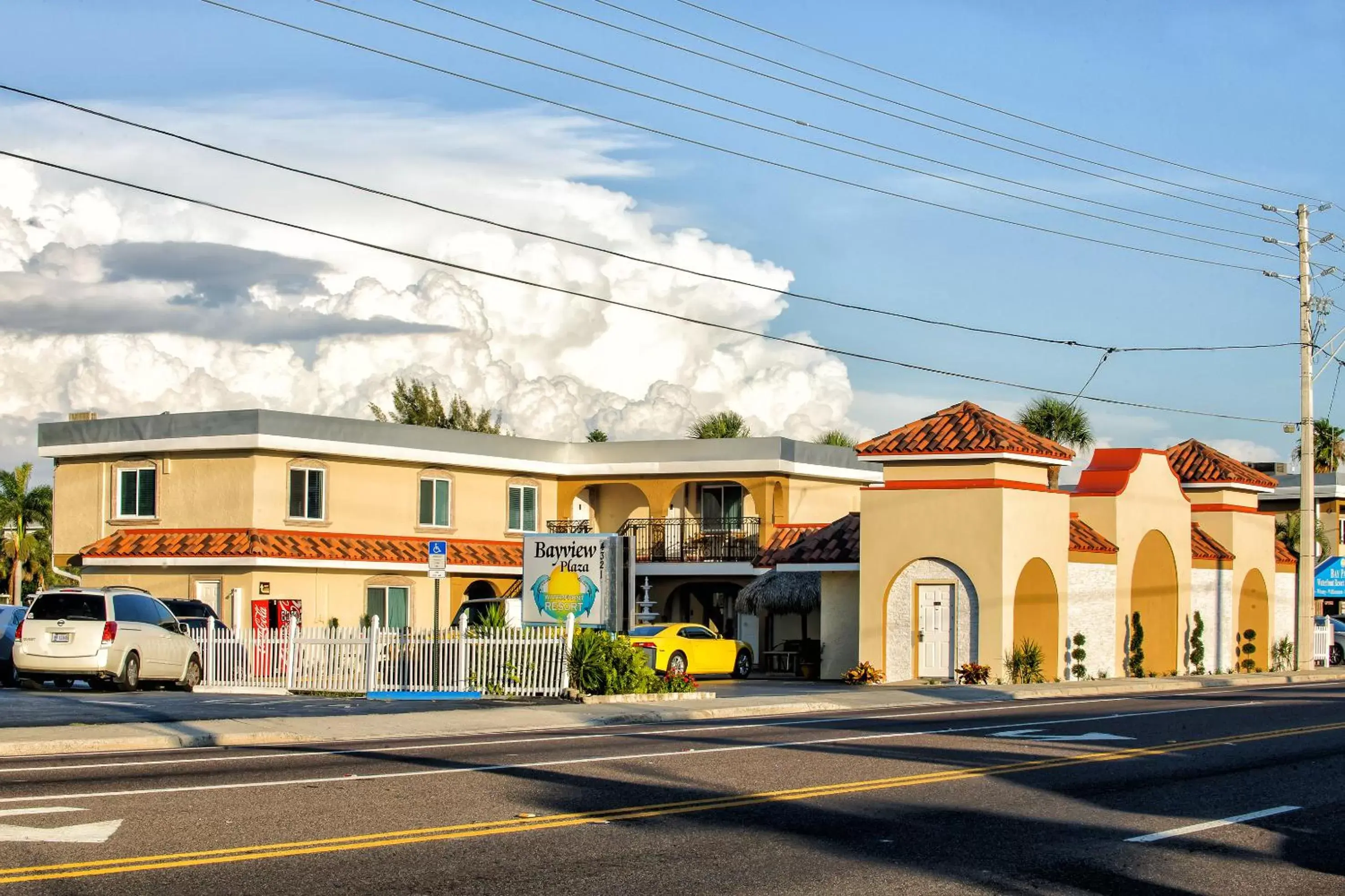 Property building, Facade/Entrance in Bayview Plaza Waterfront Resort