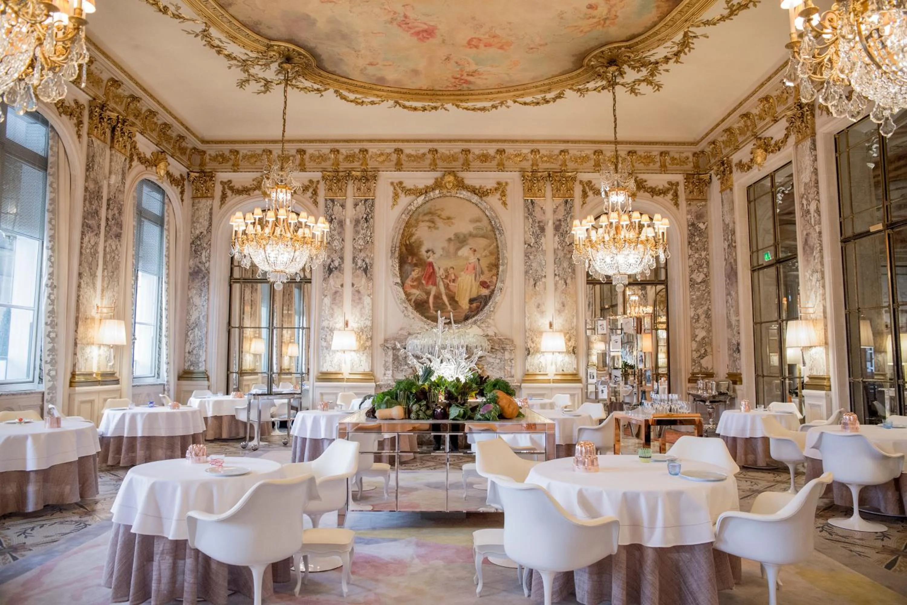 Restaurant/places to eat in Le Meurice – Dorchester Collection