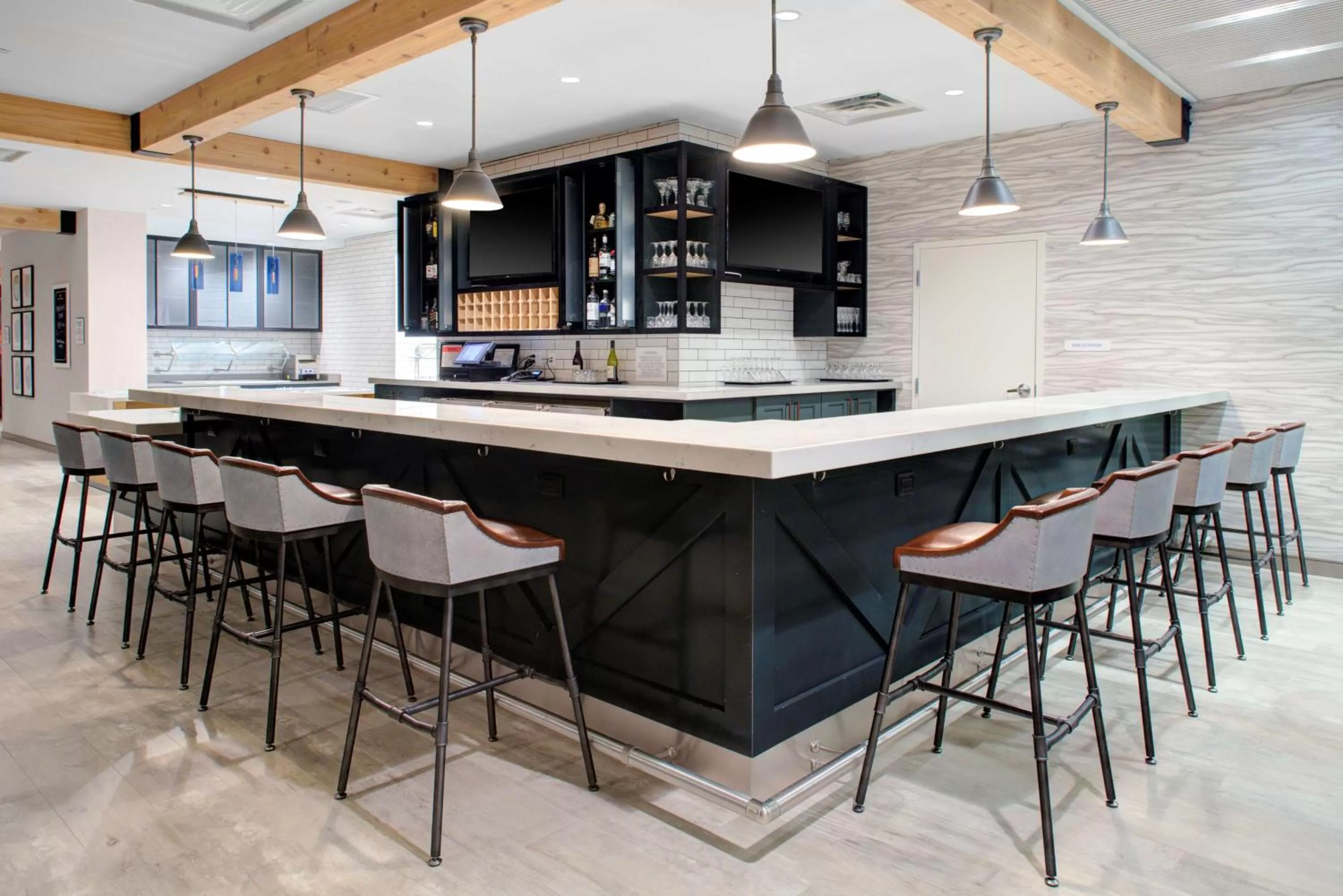 Lounge or bar in Hilton Garden Inn Jackson