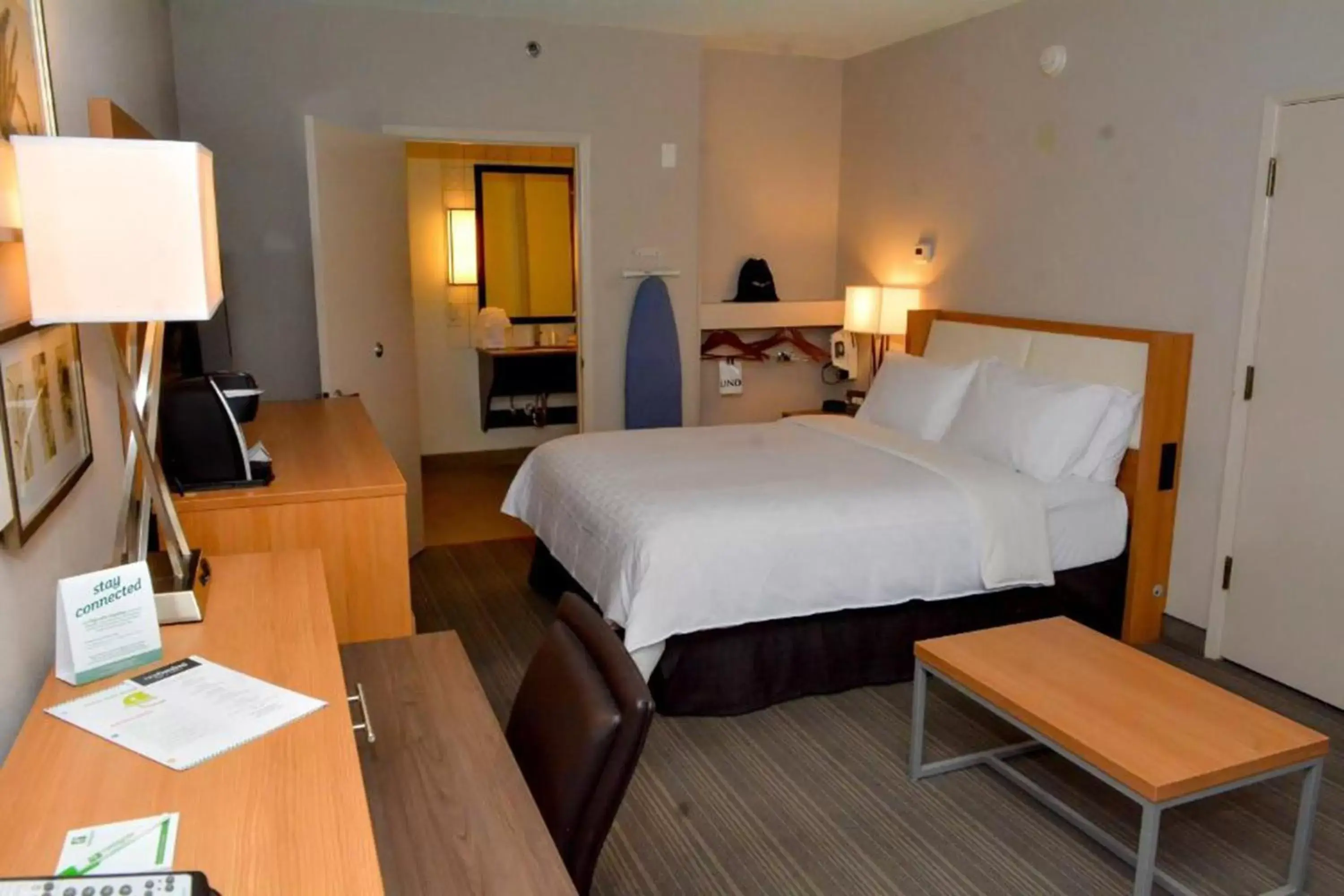 Photo of the whole room, Bed in Holiday Inn El Paso West – Sunland Park, an IHG Hotel