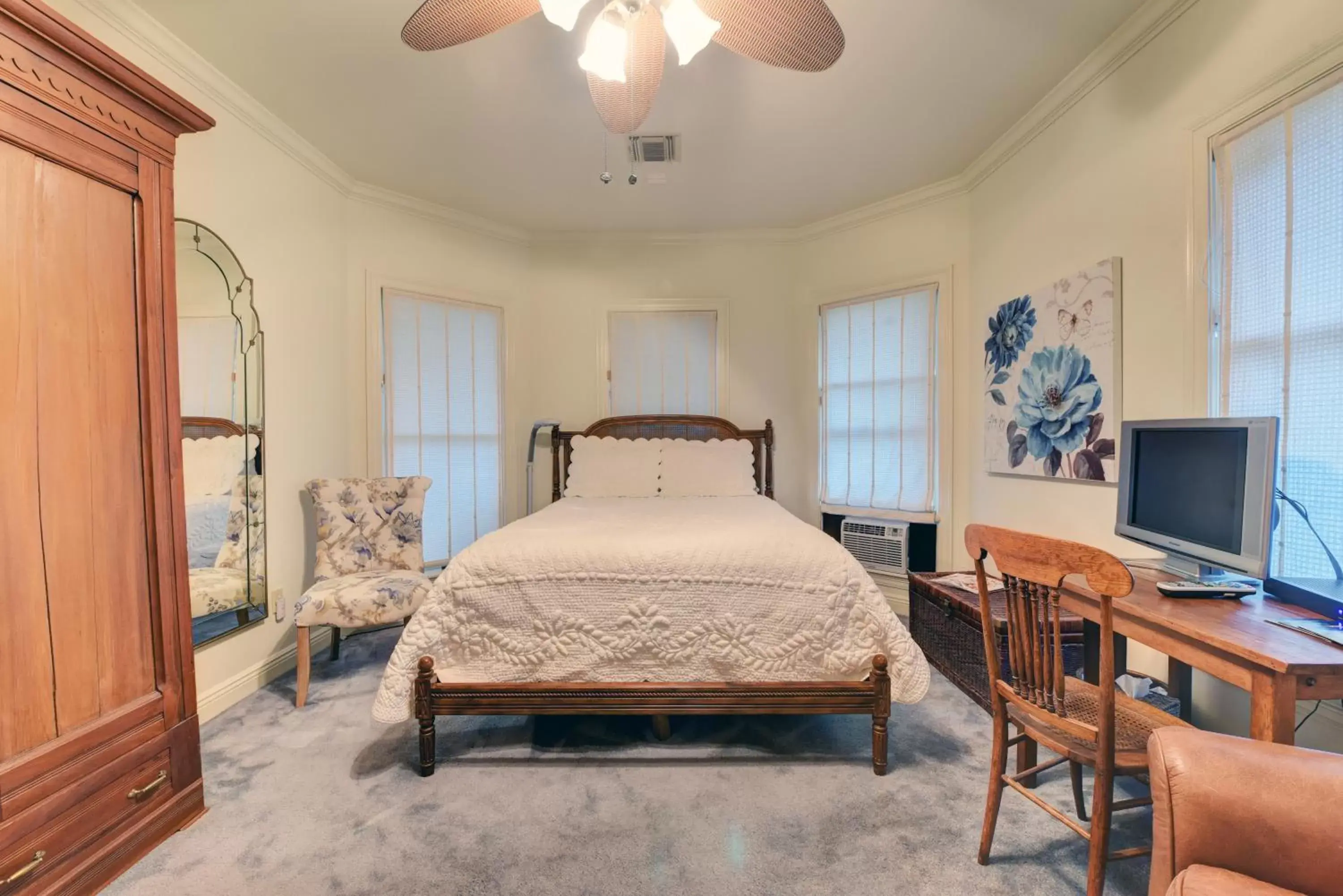 Bedroom, Bed in A Chateau on the Bayou Bed & Breakfast