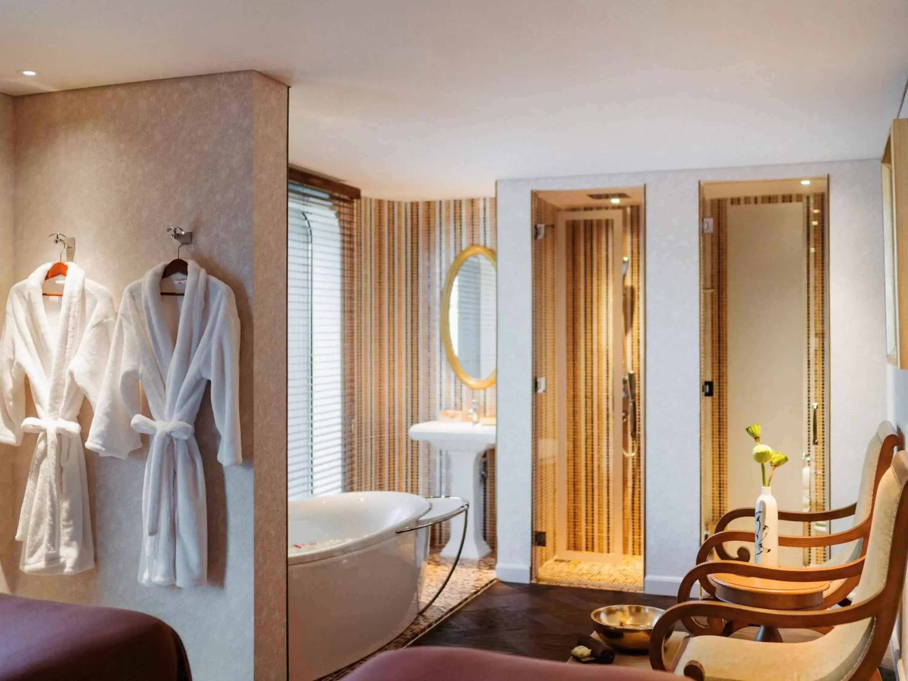 Spa and wellness centre/facilities in Hotel Des Arts Saigon Mgallery Collection