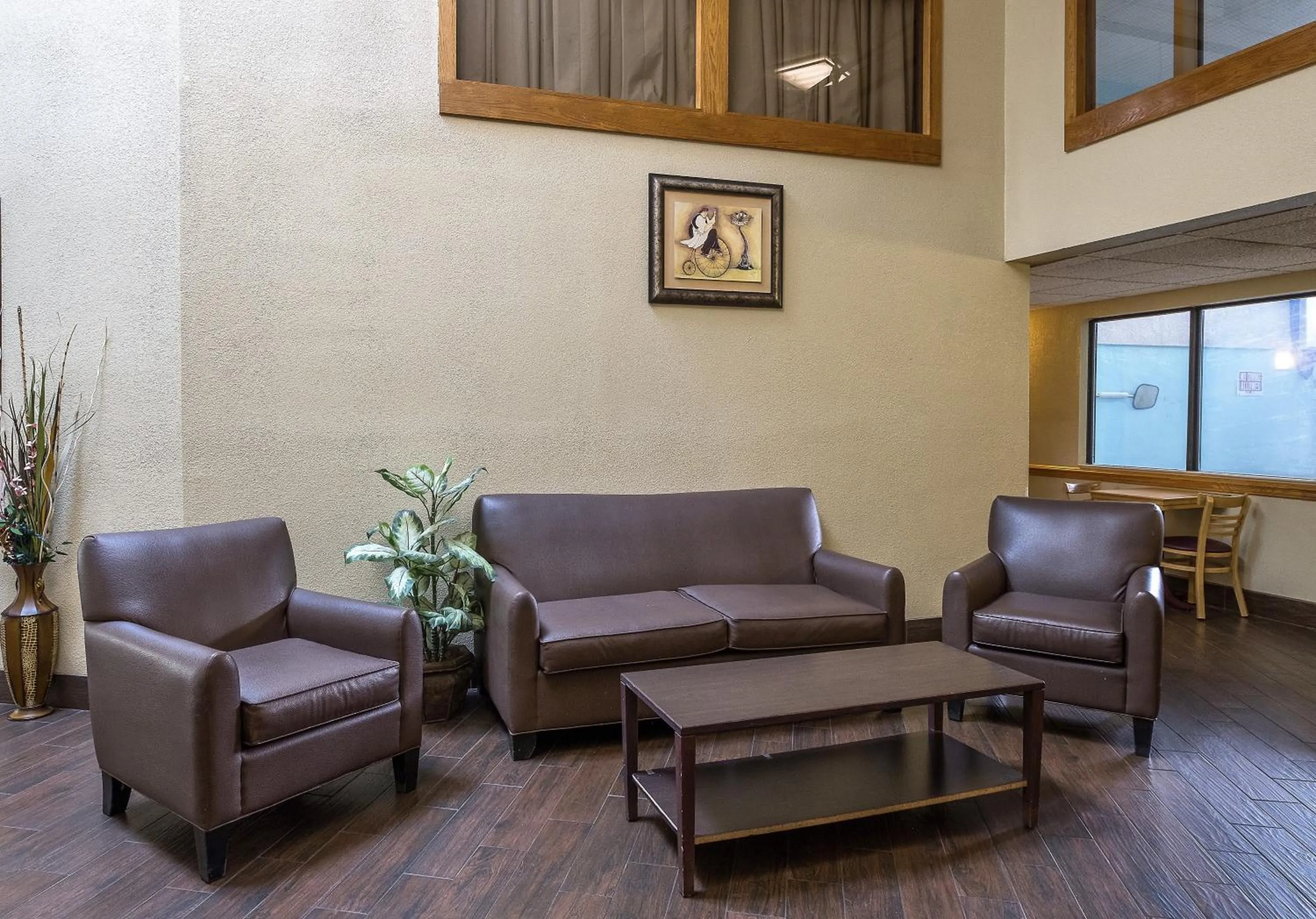 Lobby or reception in Red Roof Inn & Suites Hermitage