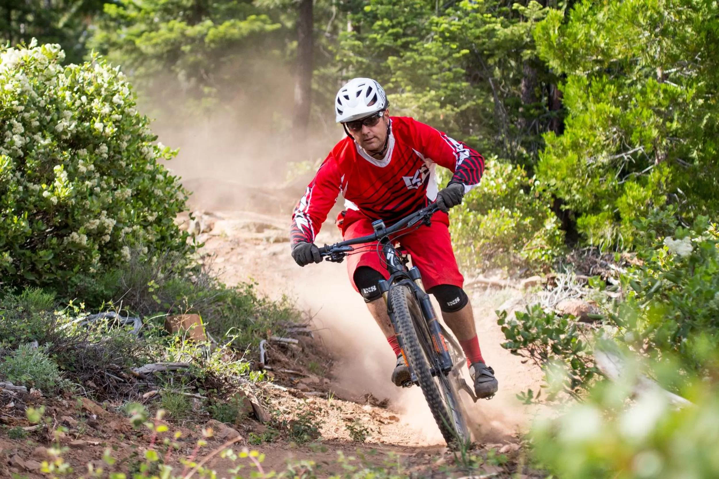 Cycling in Running Y Ranch Golf & Spa Resort