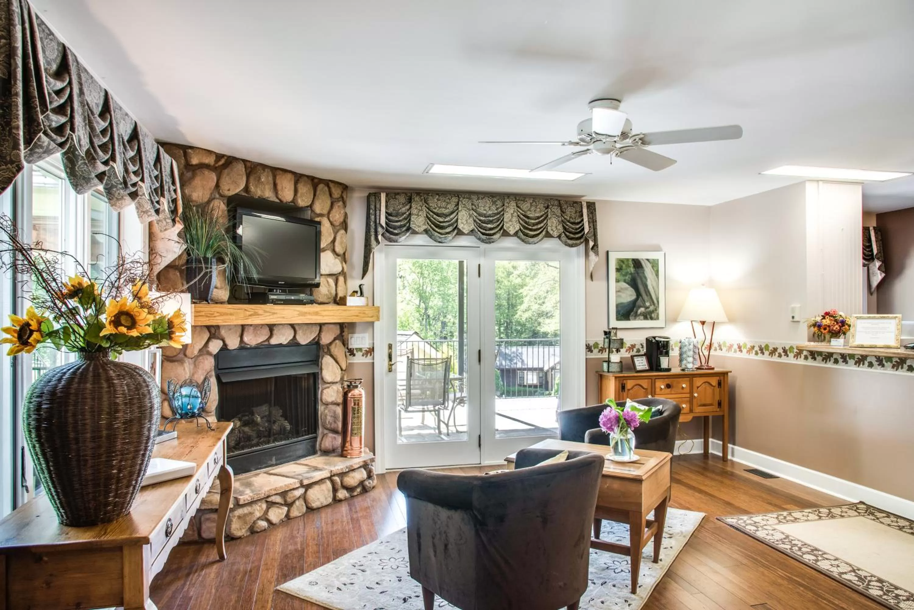 Boxwood Lodge Blowing Rock near Boone-University