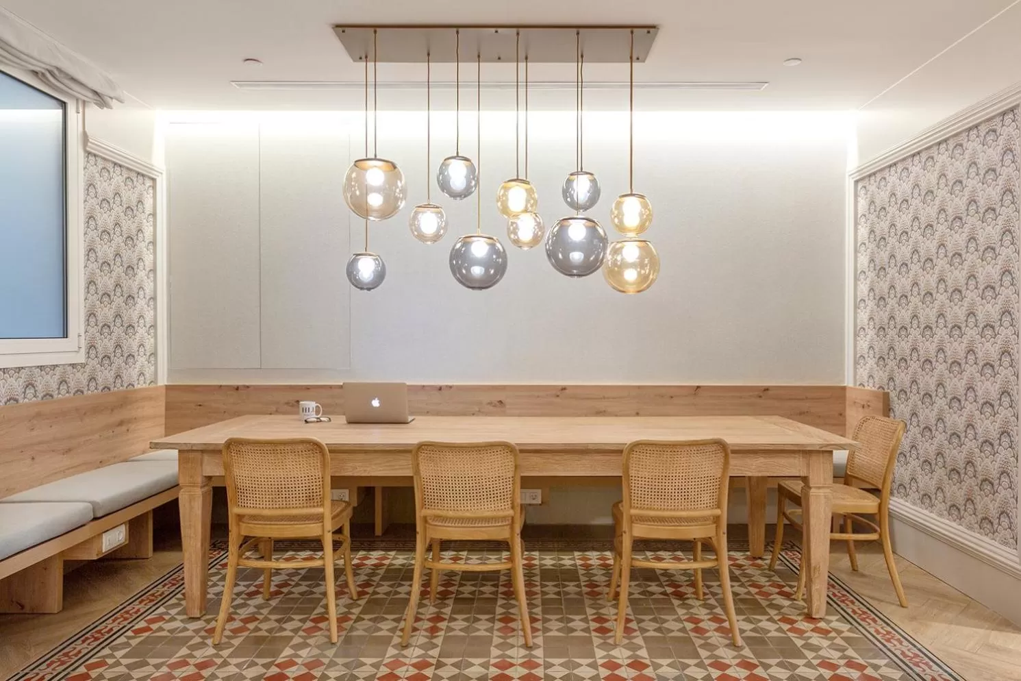 Seating area in Weflating City Center