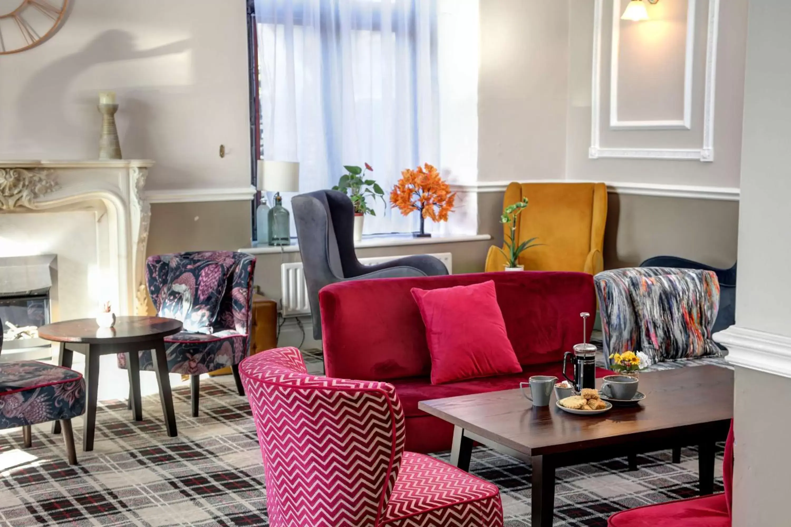 Restaurant/places to eat, Seating Area in Stonecross Manor Hotel