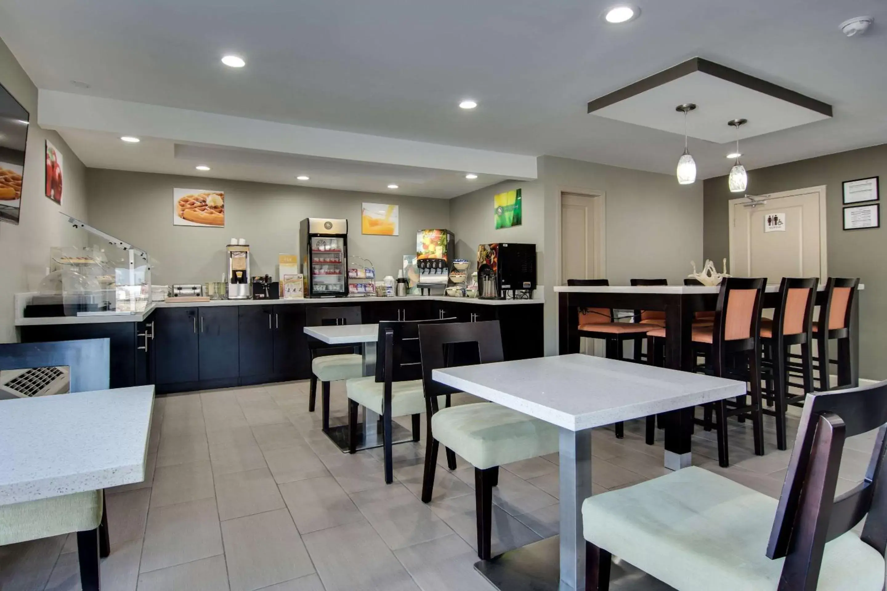 Restaurant/Places to Eat in Quality Inn & Suites Athens University Area