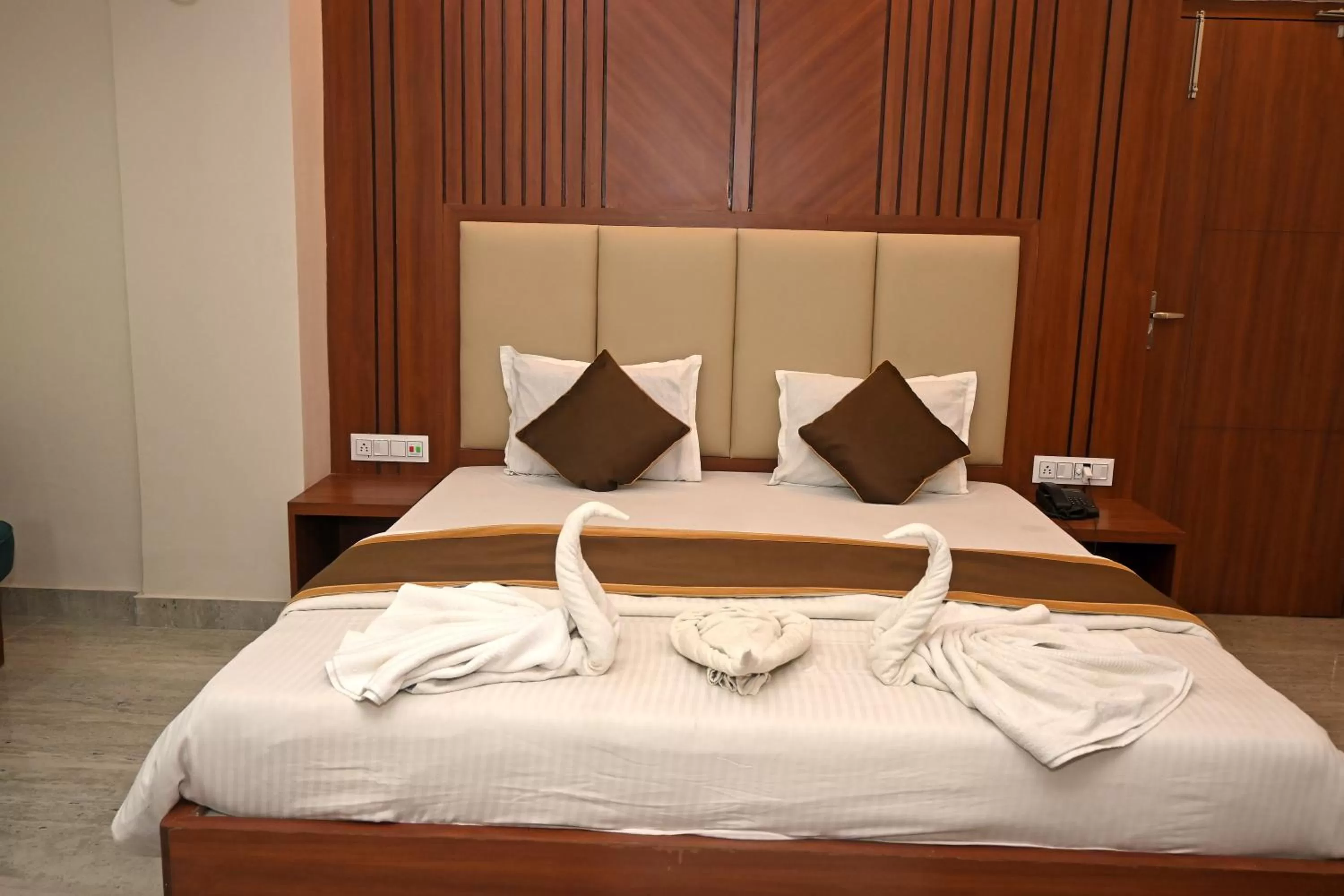 Bed in Royal Sea View