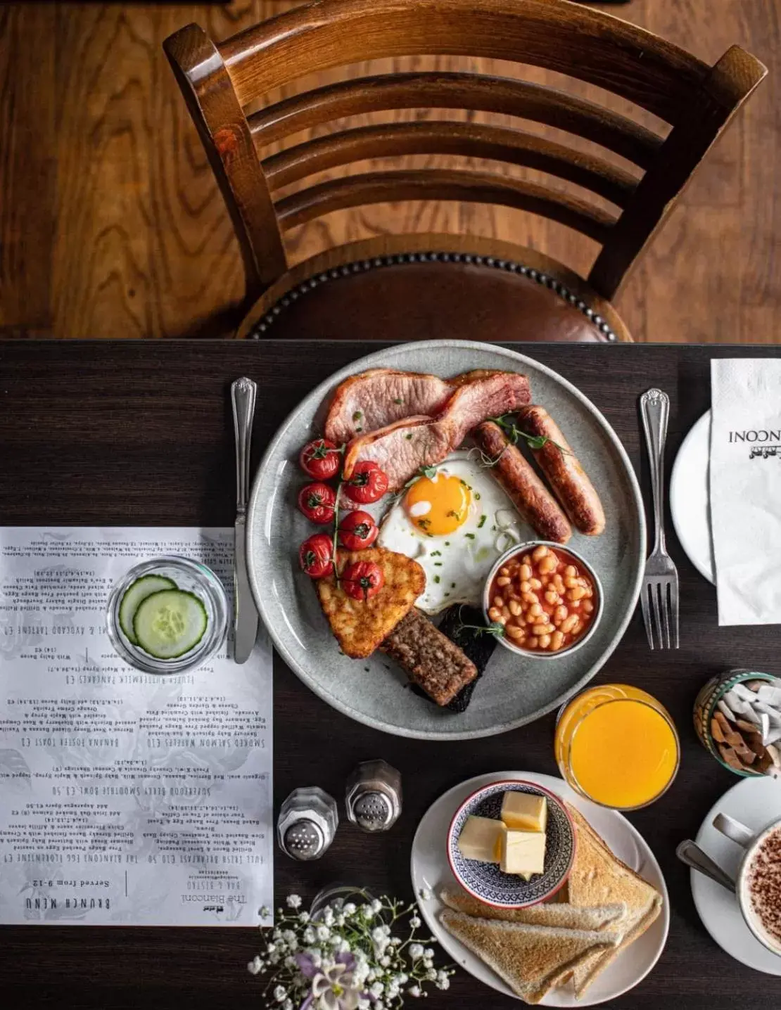 Breakfast in The Bianconi Inn