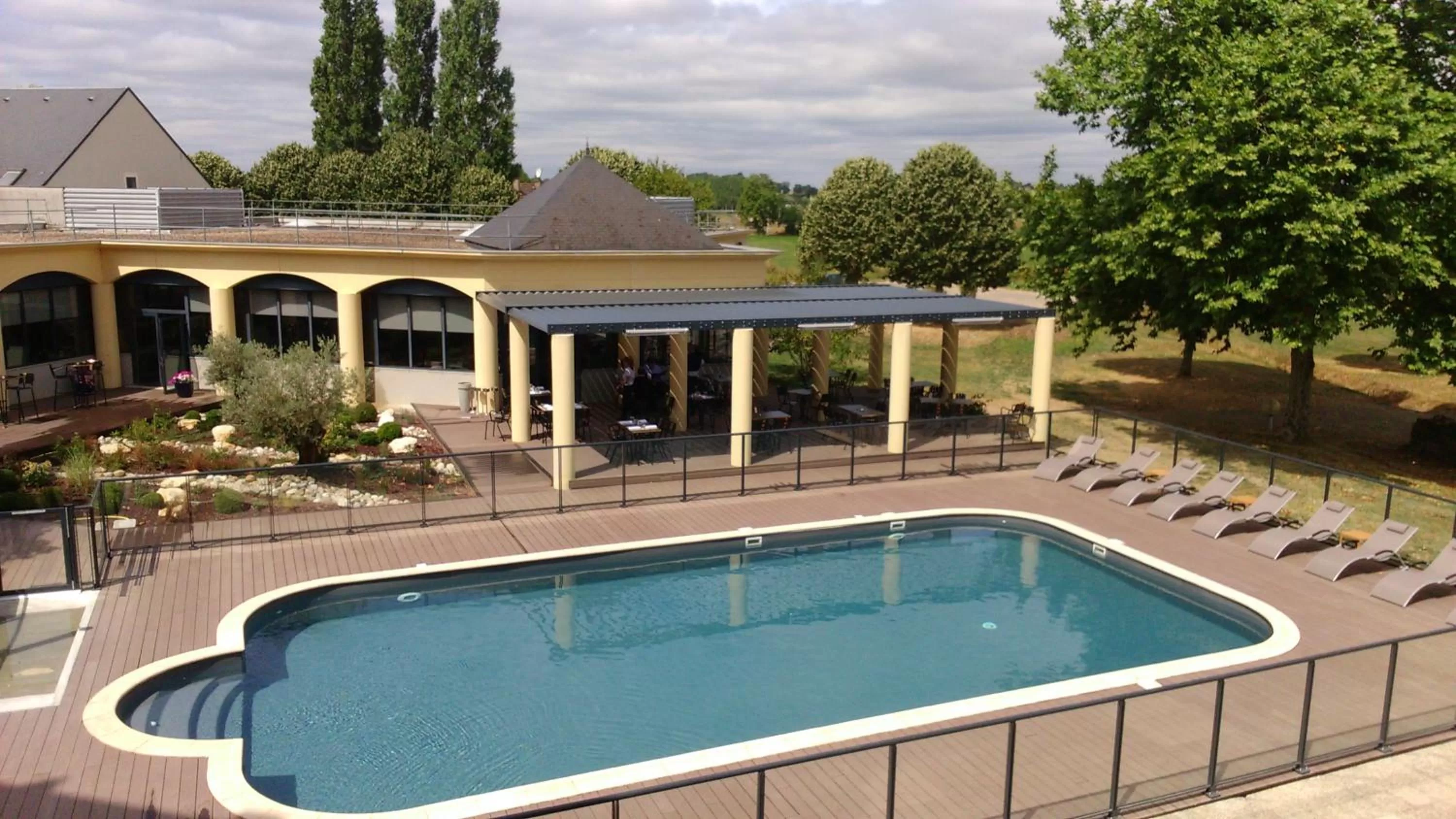 BBQ facilities in Hotel Le Paddock