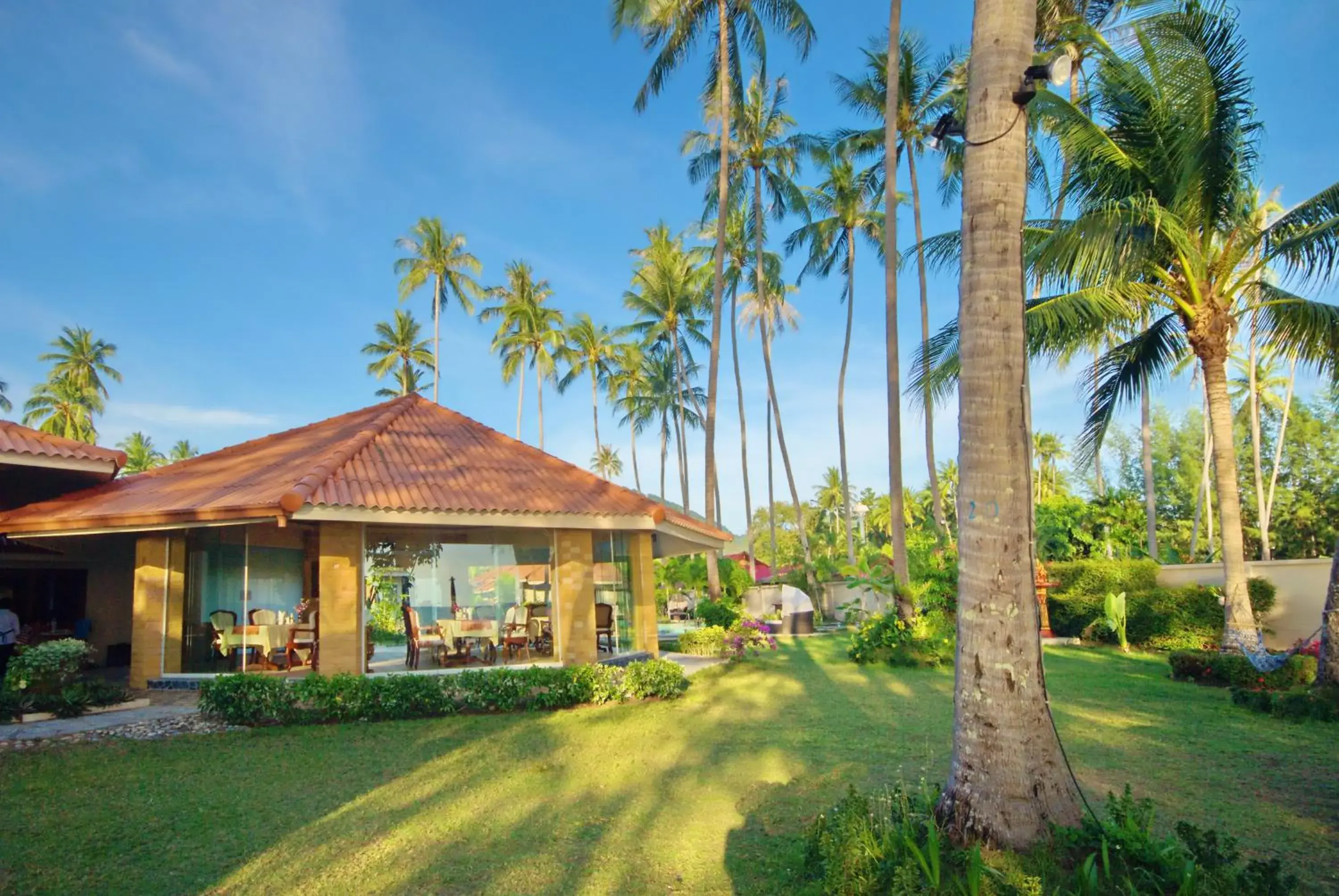 Restaurant/places to eat, Property Building in The Siam Residence Boutique Resort