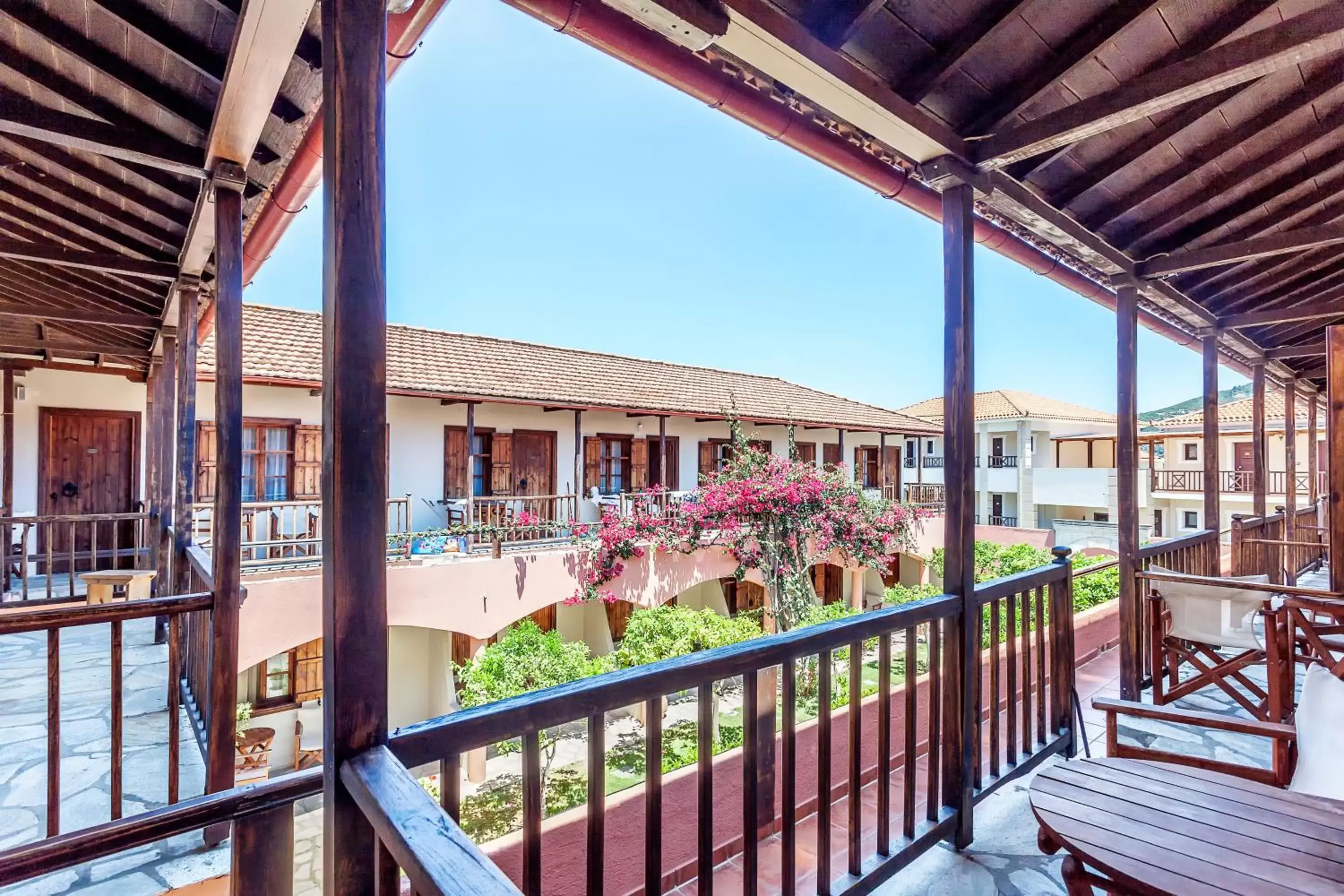 Property building in Rigas Hotel Skopelos Property building in Rigas Hotel Skopelos