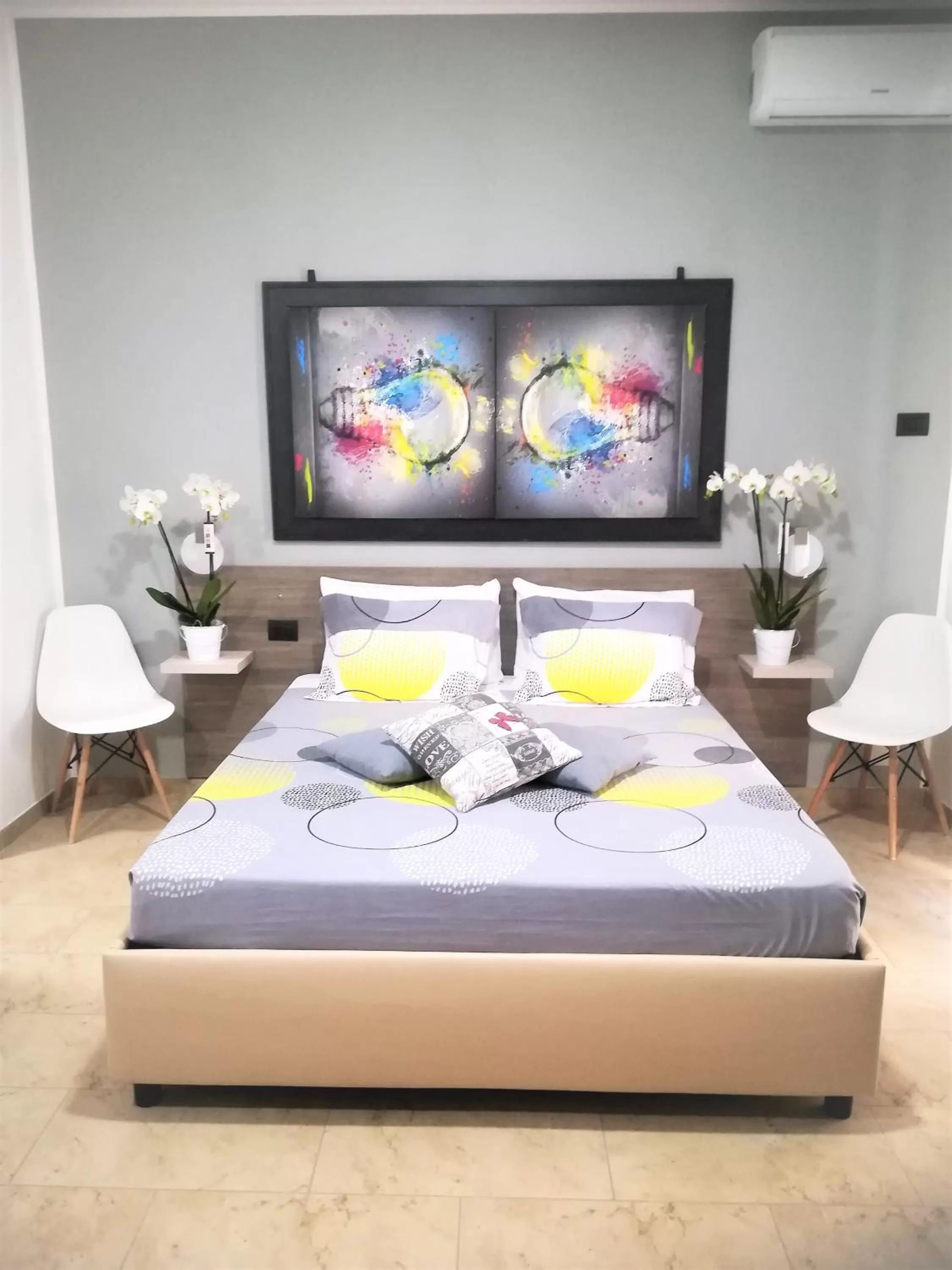 Bed in Sylva Mala Home