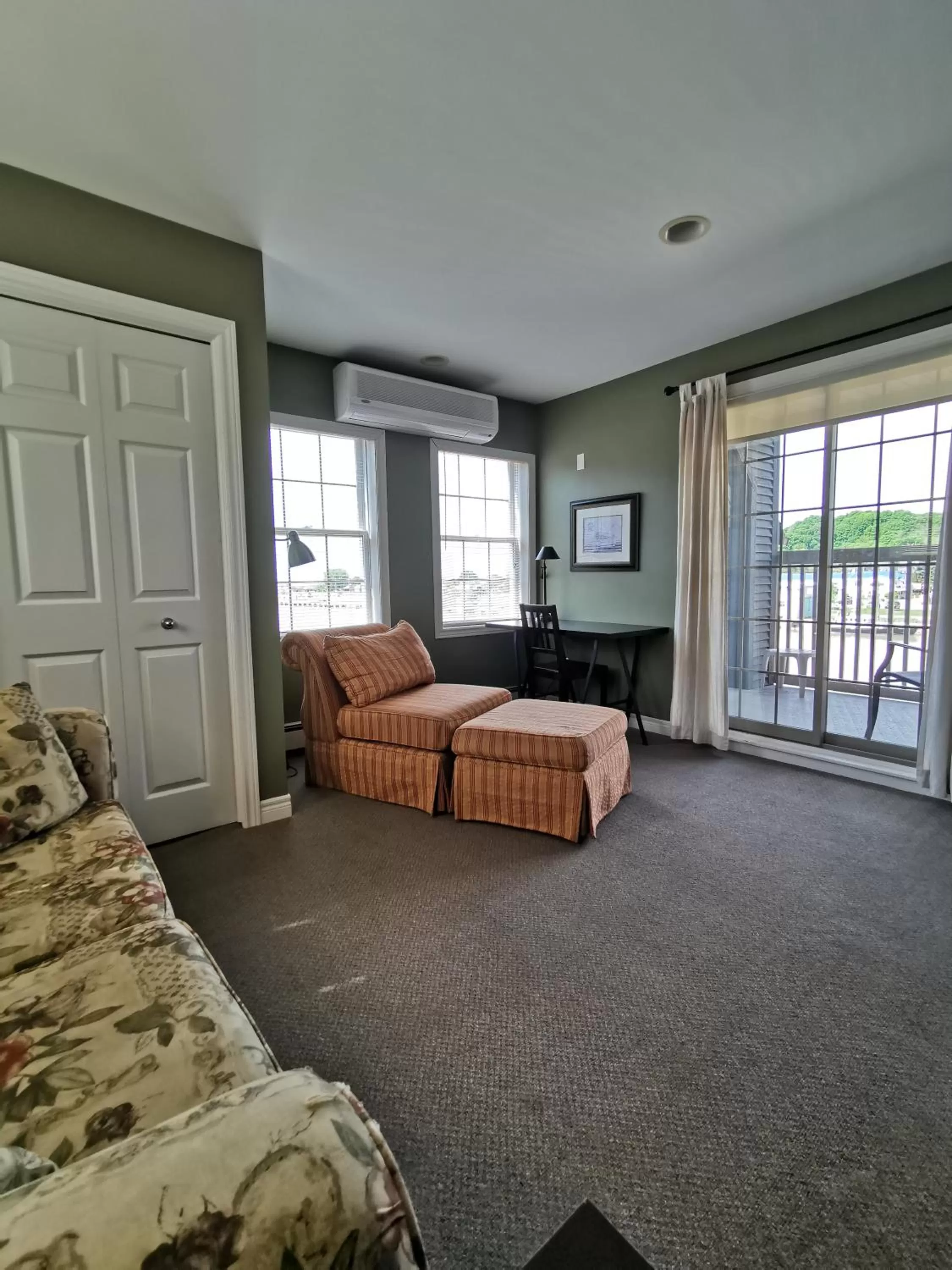 Inn on the Harbour and Telegraph House