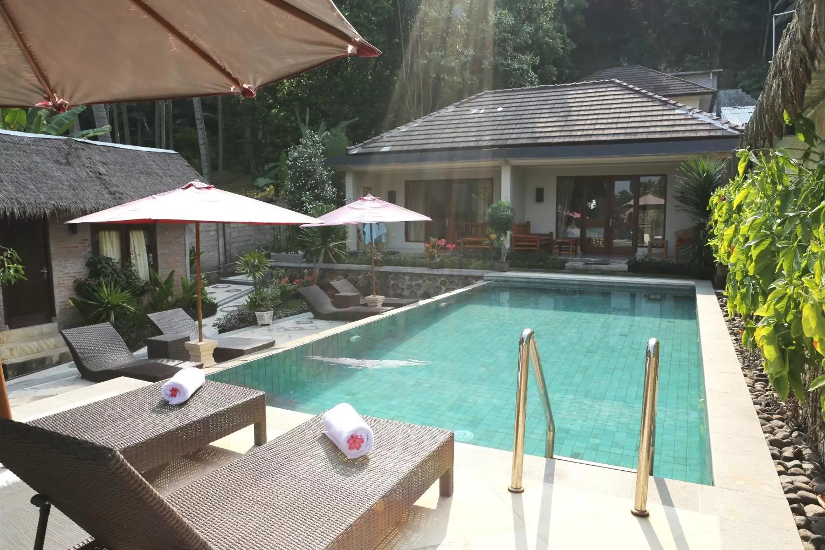 Swimming Pool in Senggigi Cottages Lombok