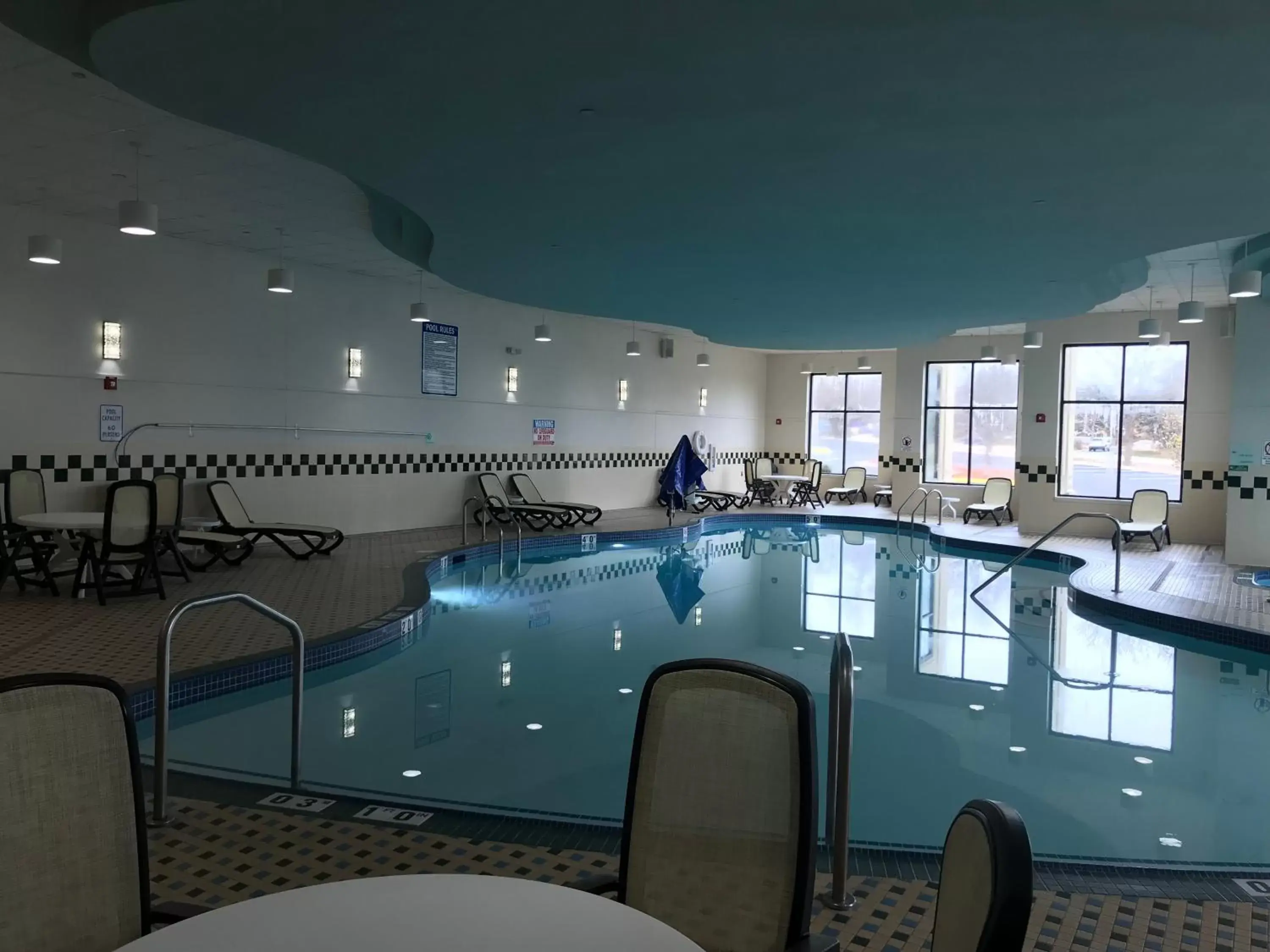 Holiday Inn Hotel & Suites Chicago Northwest - Elgin by IHG Holiday Inn Hotel & Suites Chicago Northwest - Elgin by IHG