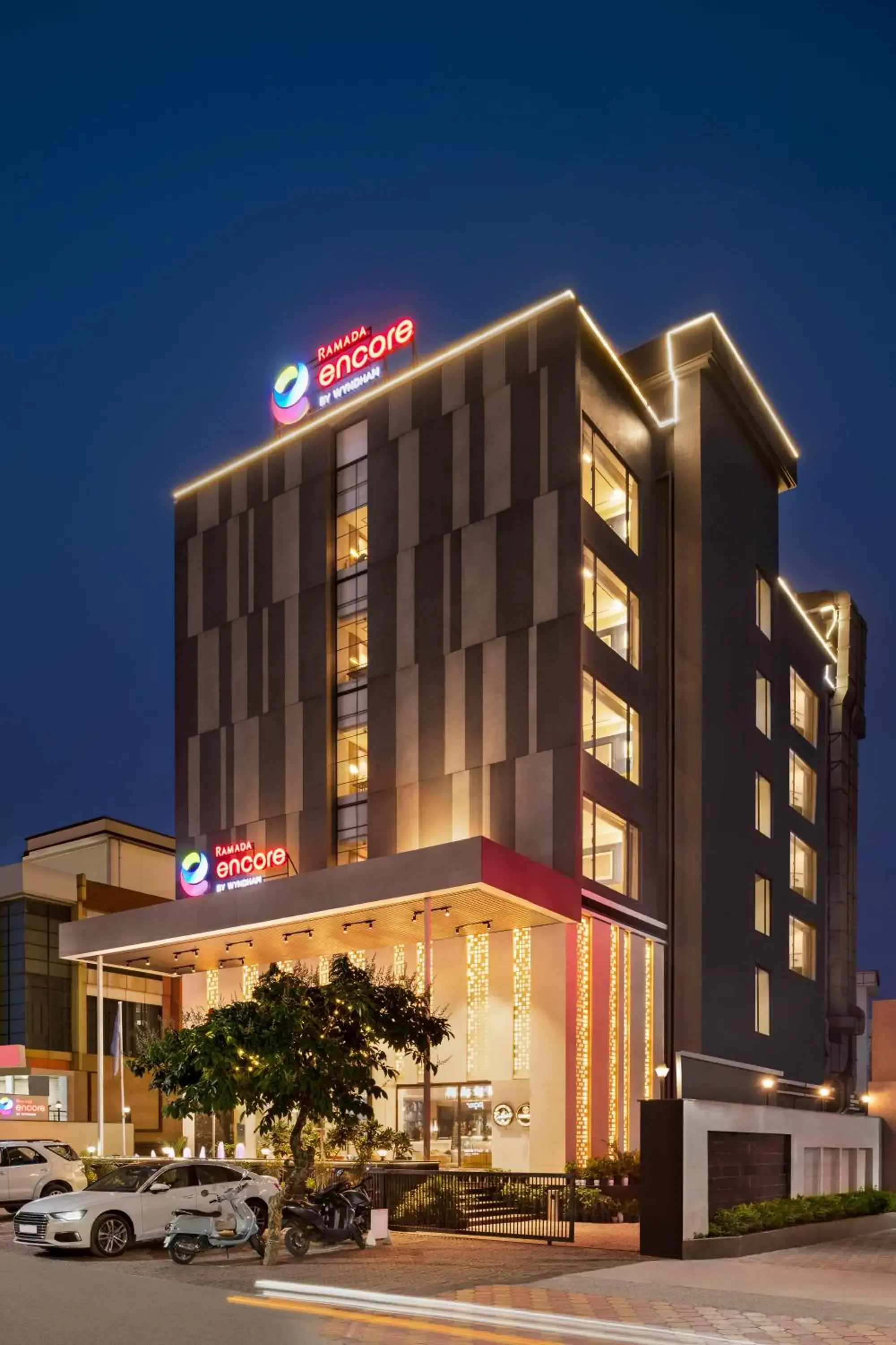 Facade/entrance in Ramada Encore by Wyndham Siliguri Sevoke Road Facade/entrance in Ramada Encore by Wyndham Siliguri Sevoke Road