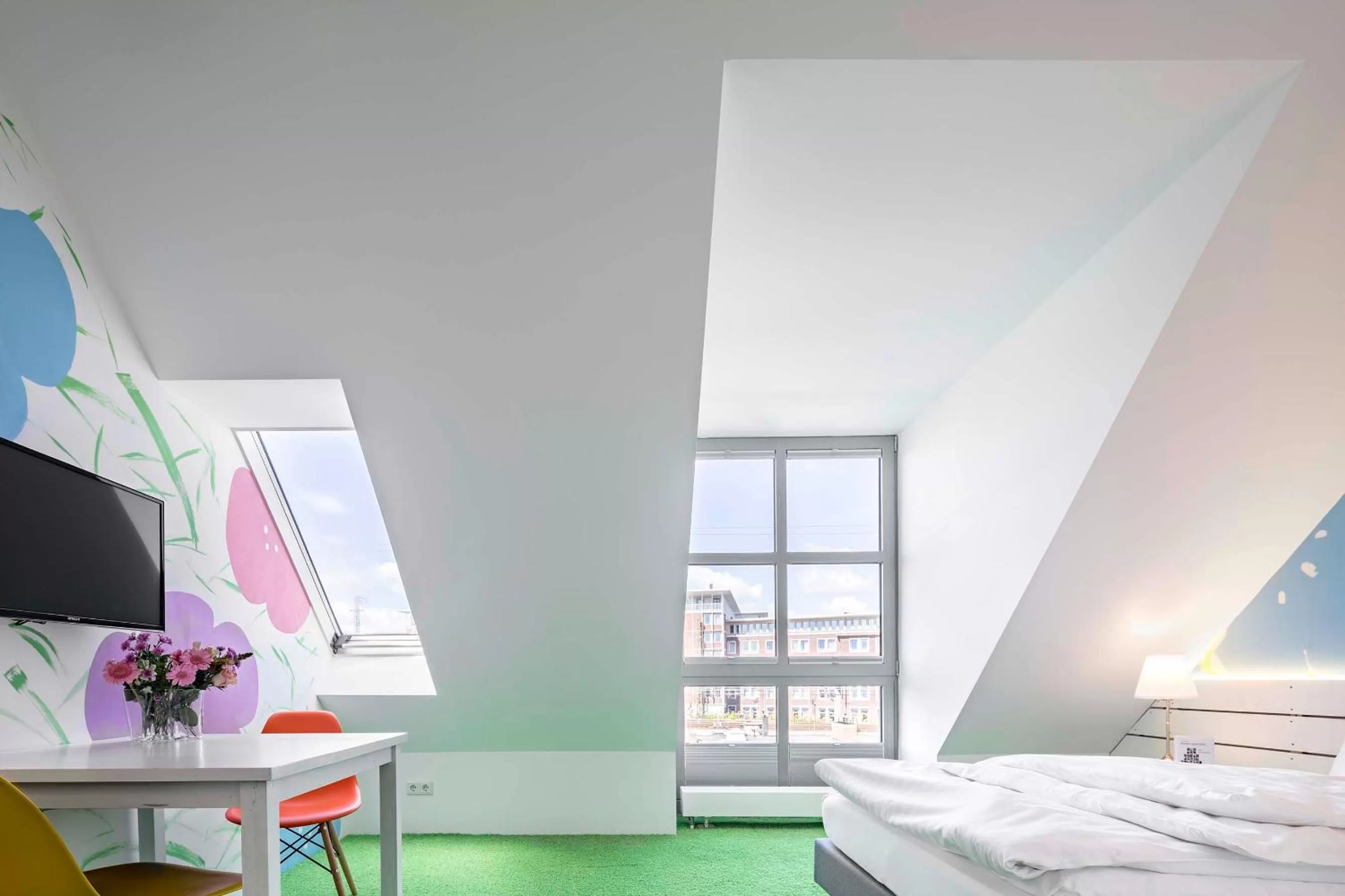 Photo of the whole room, Bed in Flowers Hotel Münster