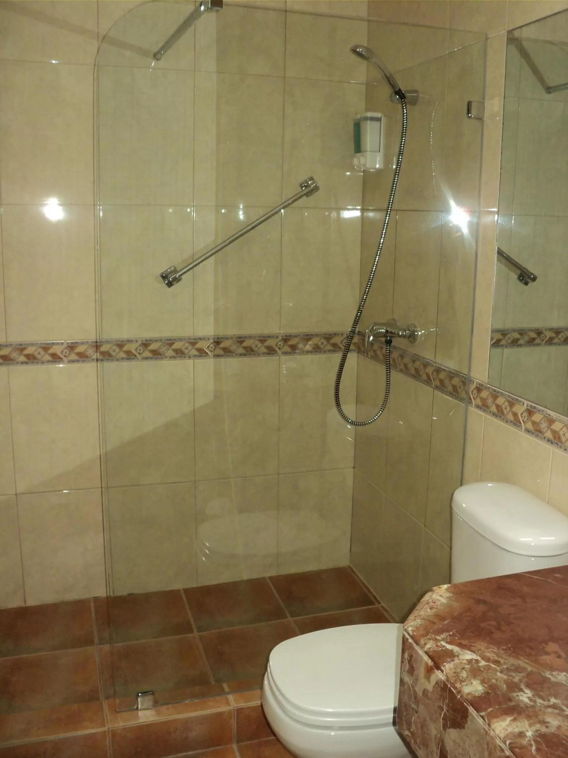 Bathroom in Hotel Oceanic