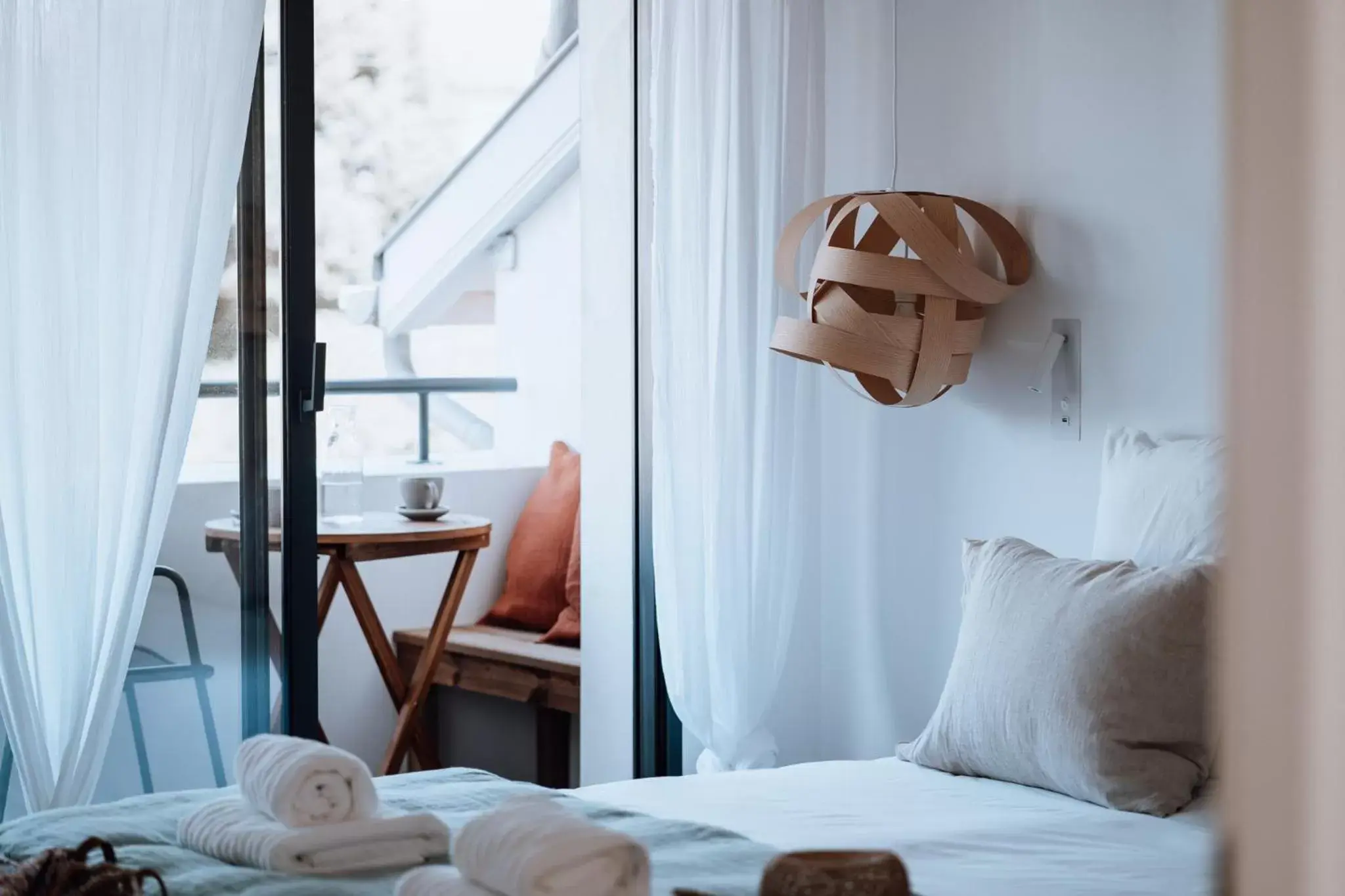 Photo of the whole room, Bed in Biarritz Surf Lodge Chambre d'hôtes