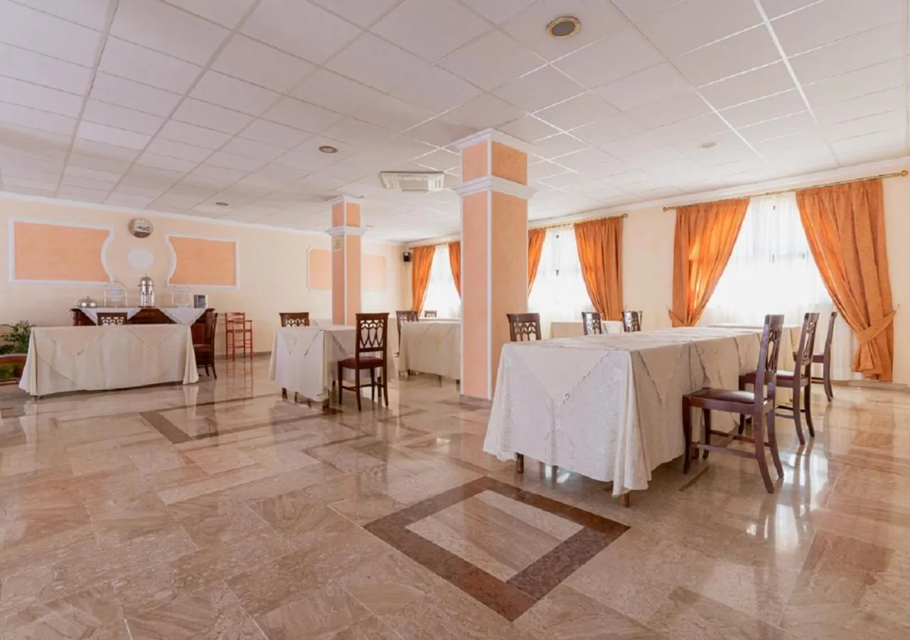 Restaurant/places to eat in Hotel Villa Delle Rose