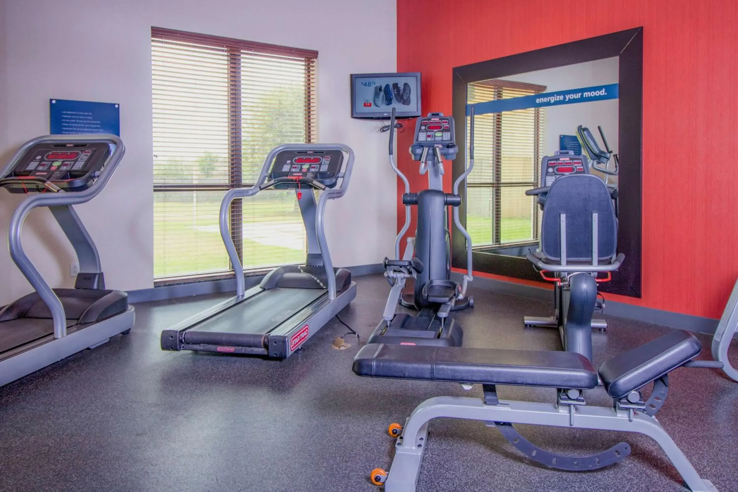 Fitness centre/facilities, Fitness Center/Facilities in Hampton Inn & Suites Bastrop