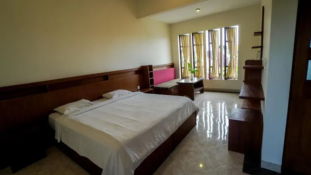 Bedroom, Bed in The Janan Villa