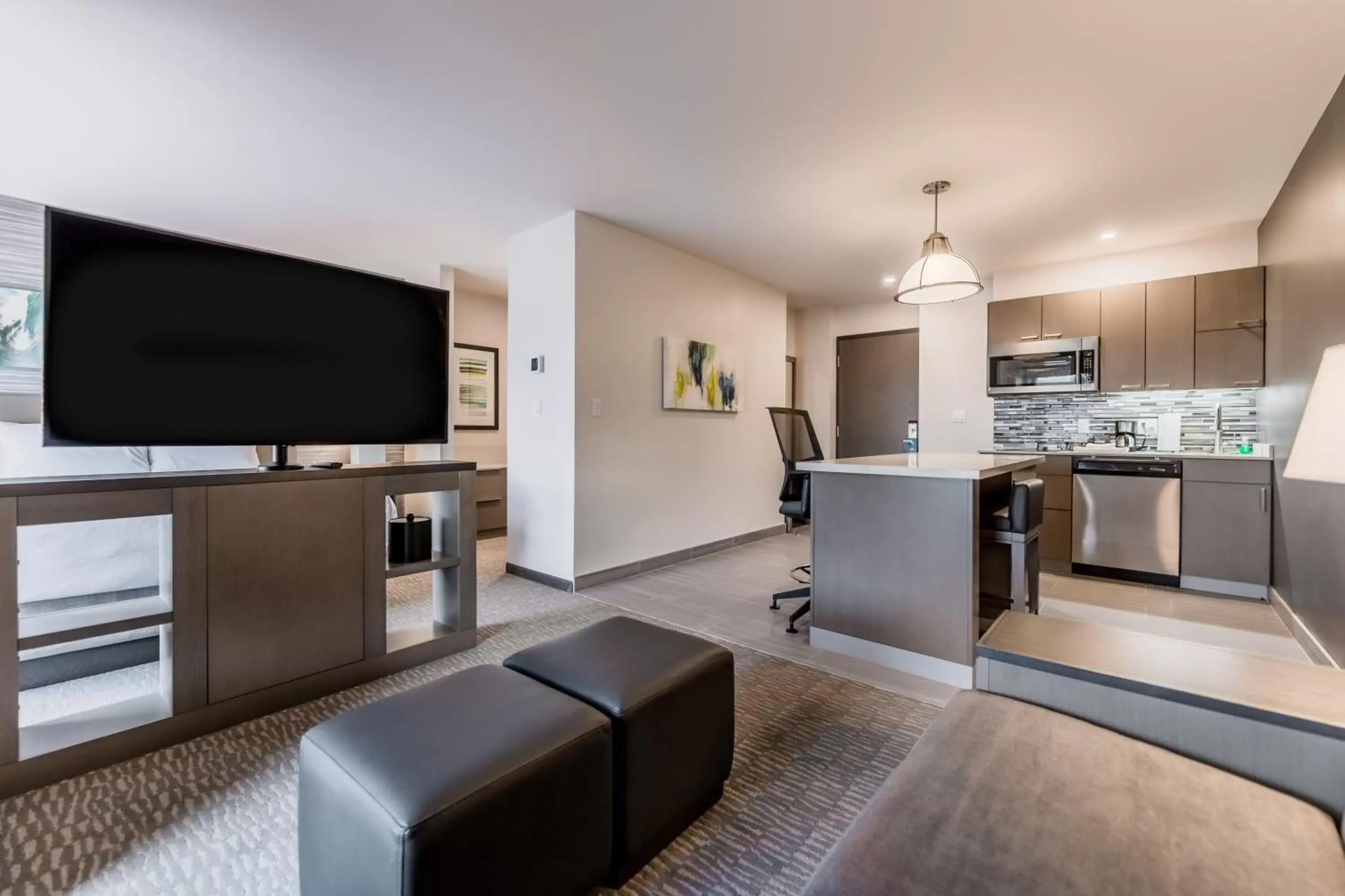TV and multimedia, TV/Entertainment Center in Hyatt House Winnipeg South Outlet Collection