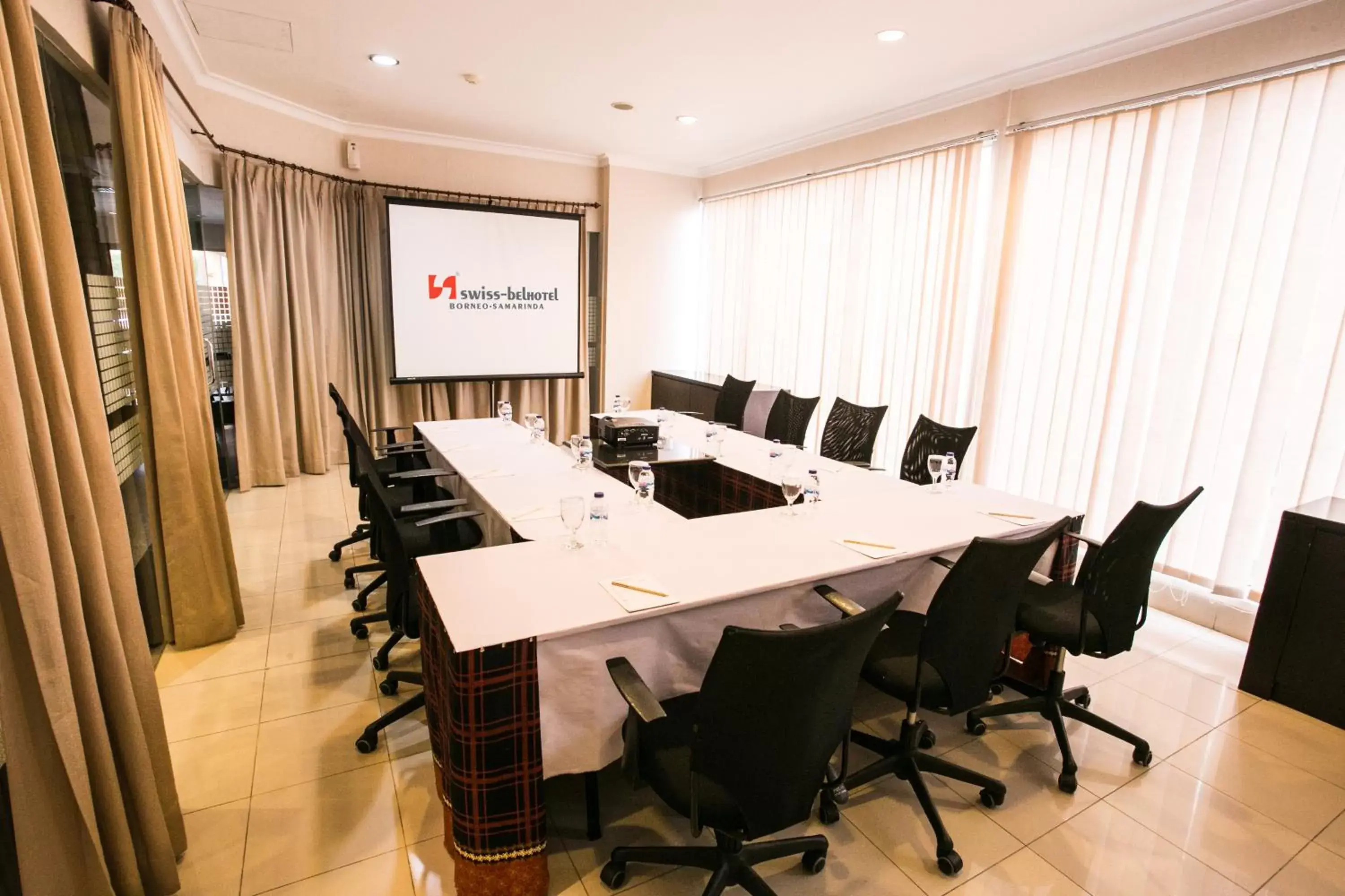 Meeting/conference room in Swiss-Belhotel Borneo Samarinda