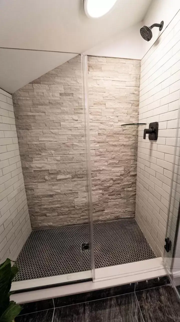Bathroom in Buttonwood Boutique Hotel