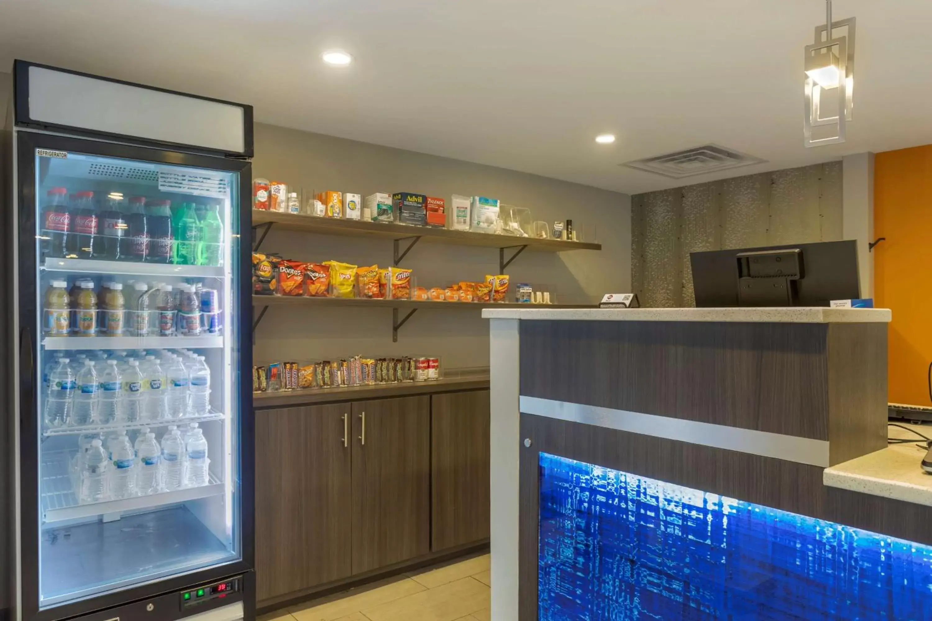 Property building in Best Western Plus Bowling Green Property building in Best Western Plus Bowling Green