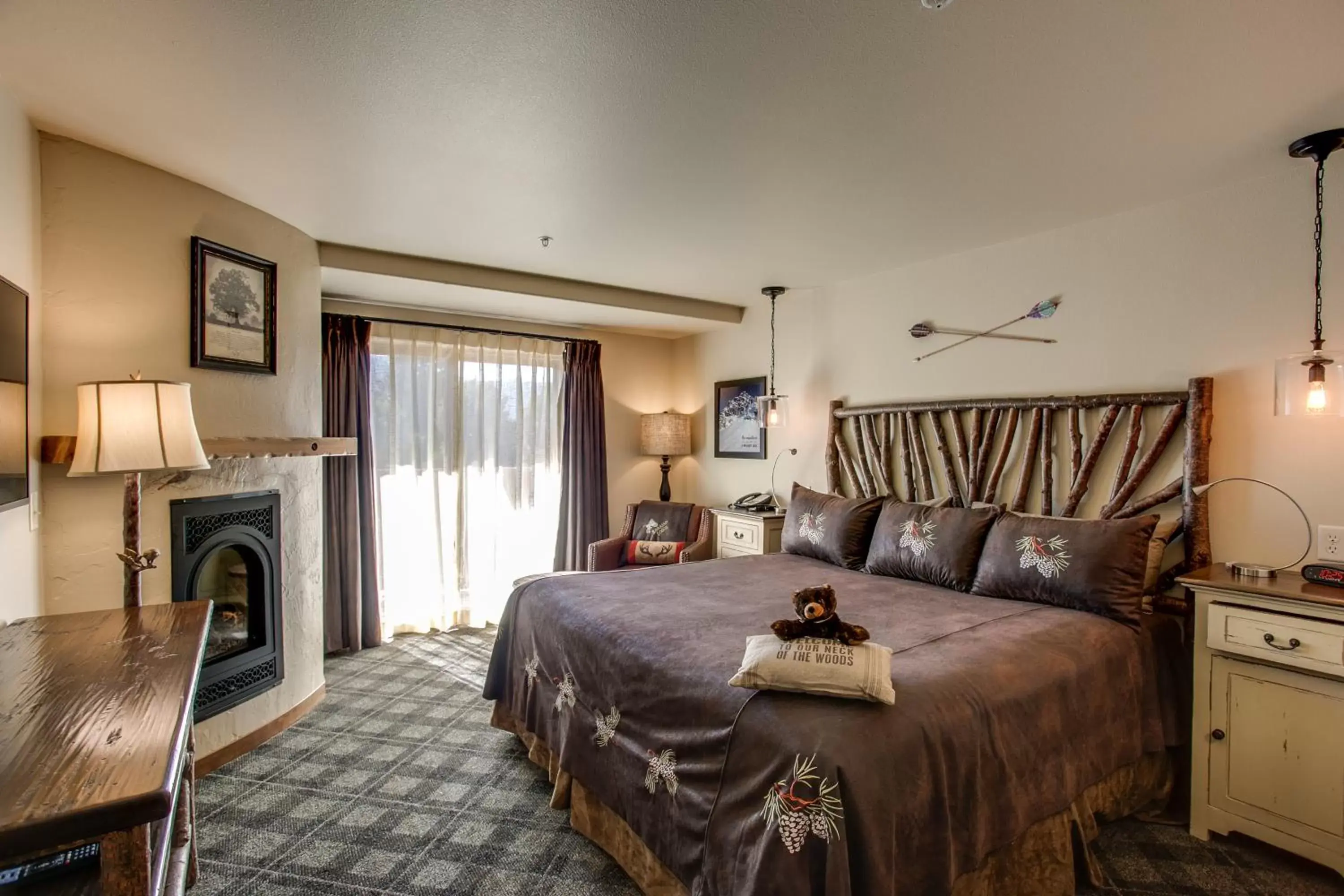 Deluxe Single Room with Balcony in Bavarian Lodge Deluxe Single Room with Balcony in Bavarian Lodge