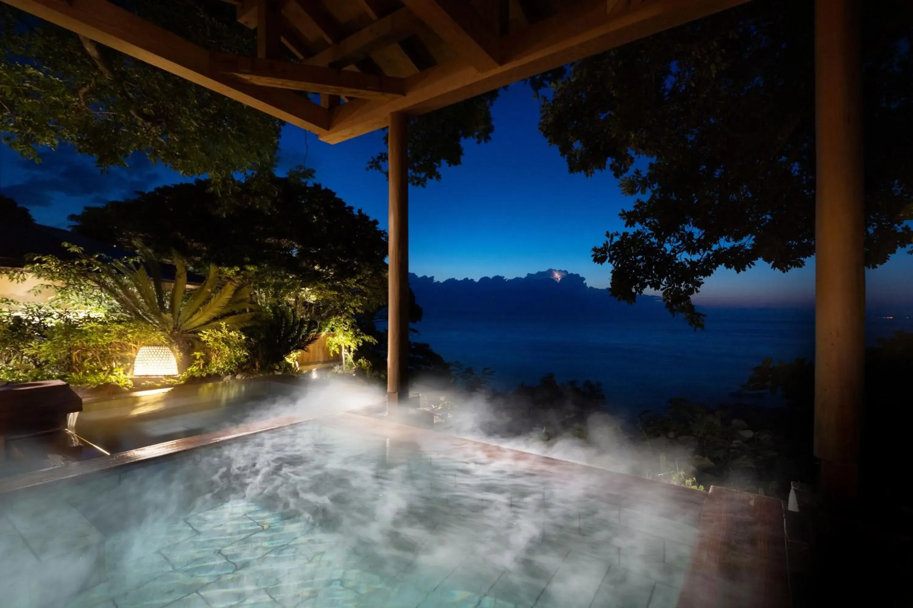 Hot Spring Bath in Kissho Caren