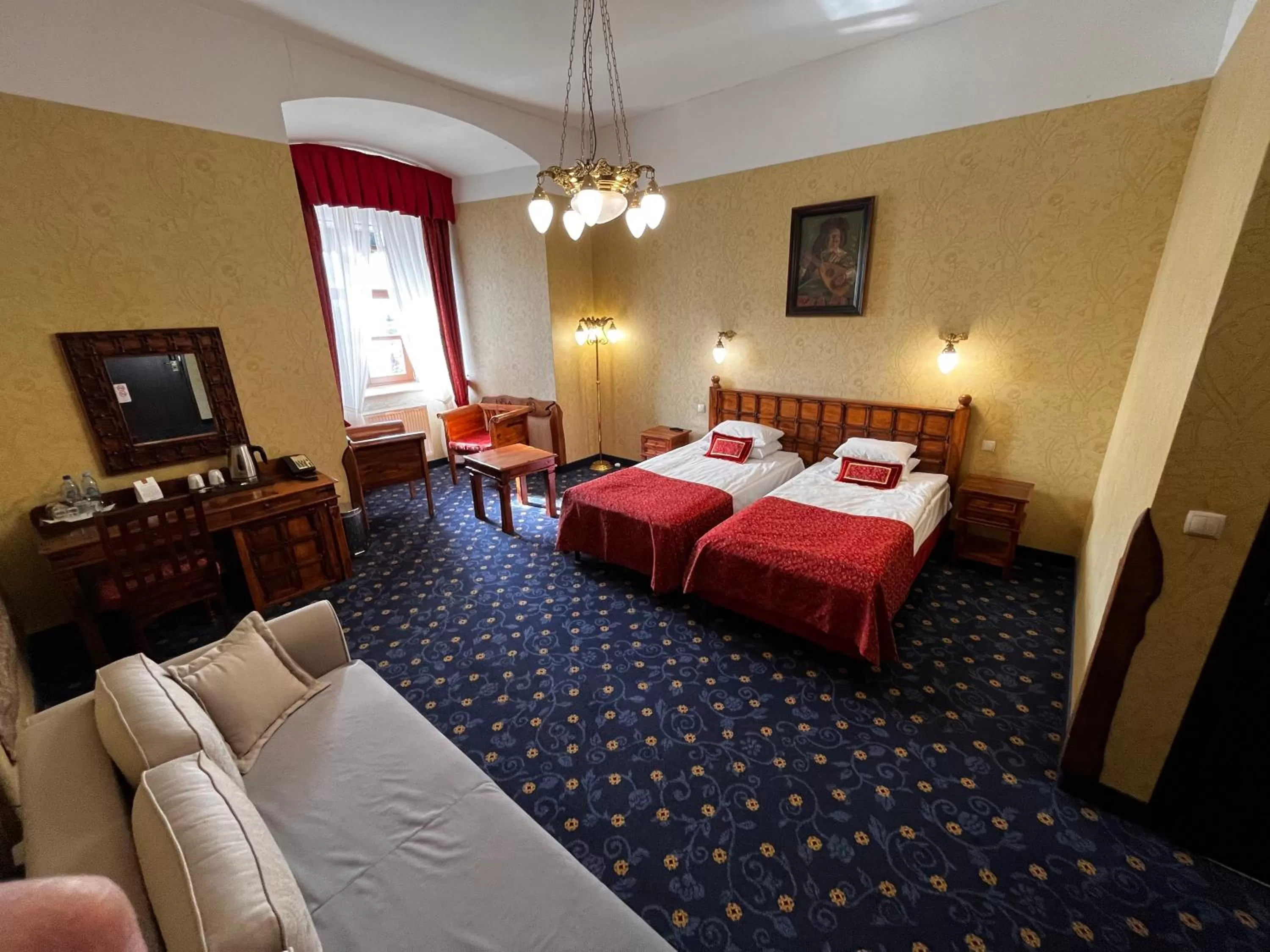 Photo of the whole room, Bed in Hotel Zamek Ryn