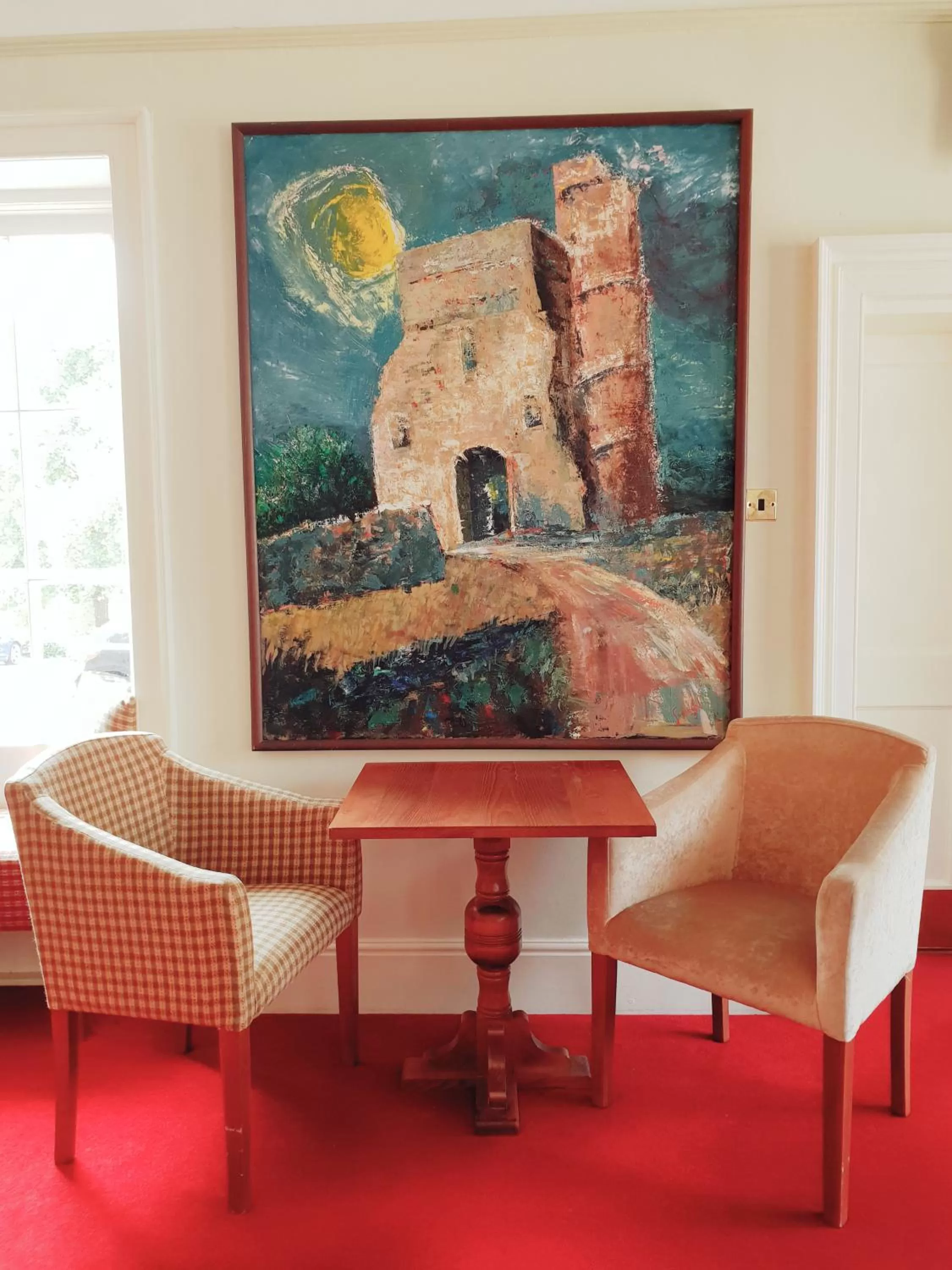 Living room in Donnington Grove Hotel & Golf Club