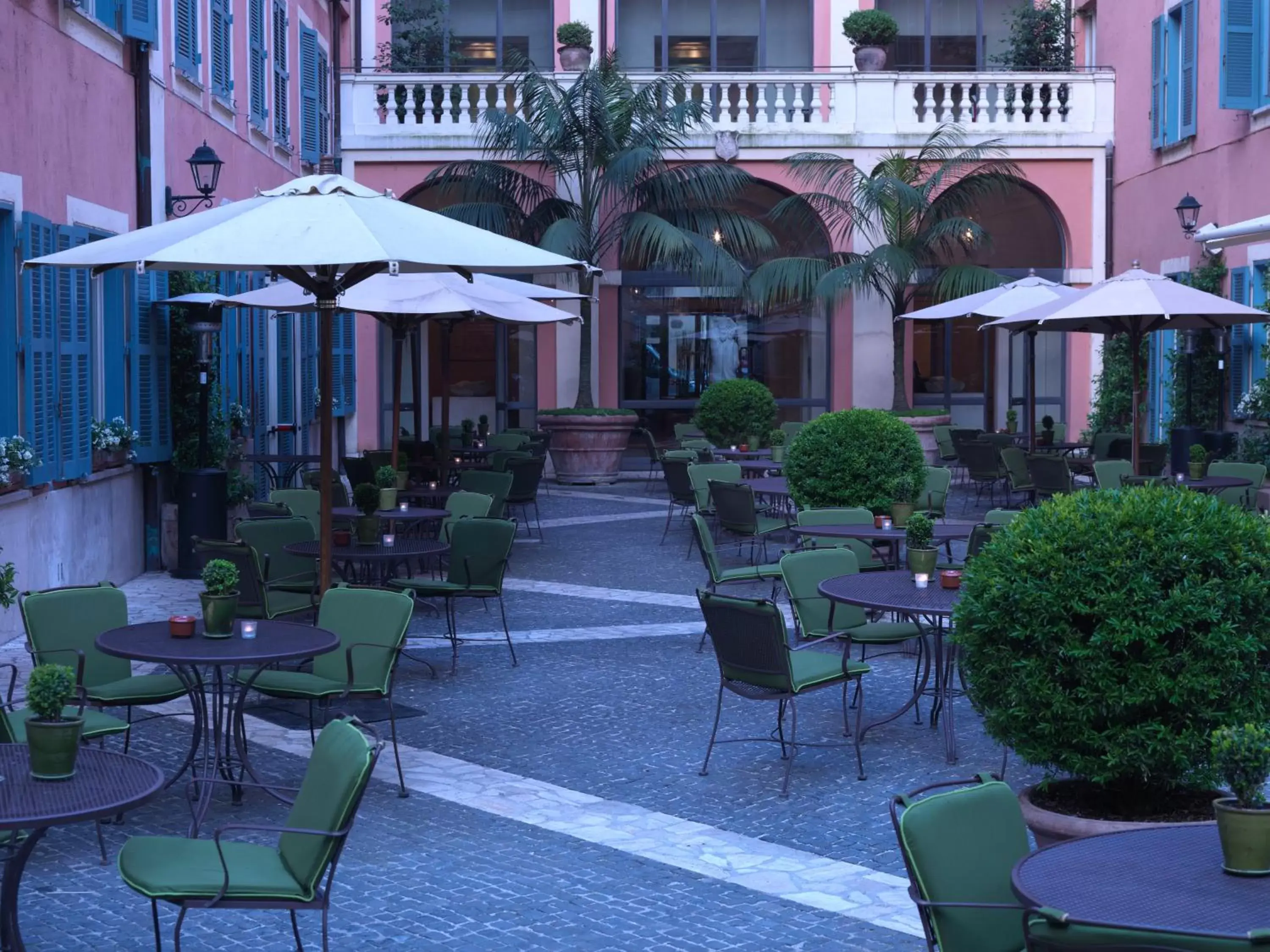Restaurant/Places to Eat in Rocco Forte Hotel de Russie