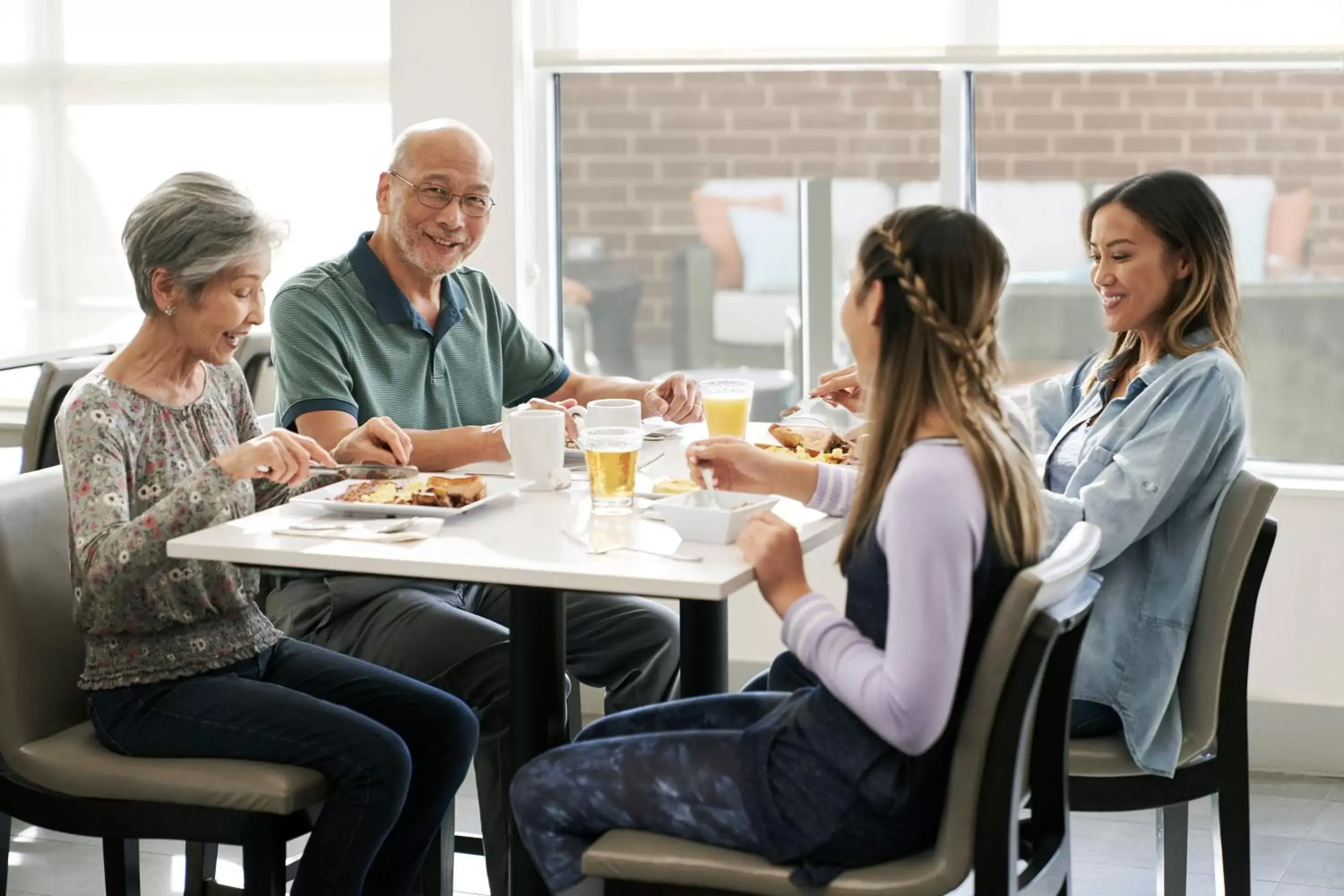 Breakfast in Hyatt Regency Portland at the Oregon Convention Center Breakfast in Hyatt Regency Portland at the Oregon Convention Center