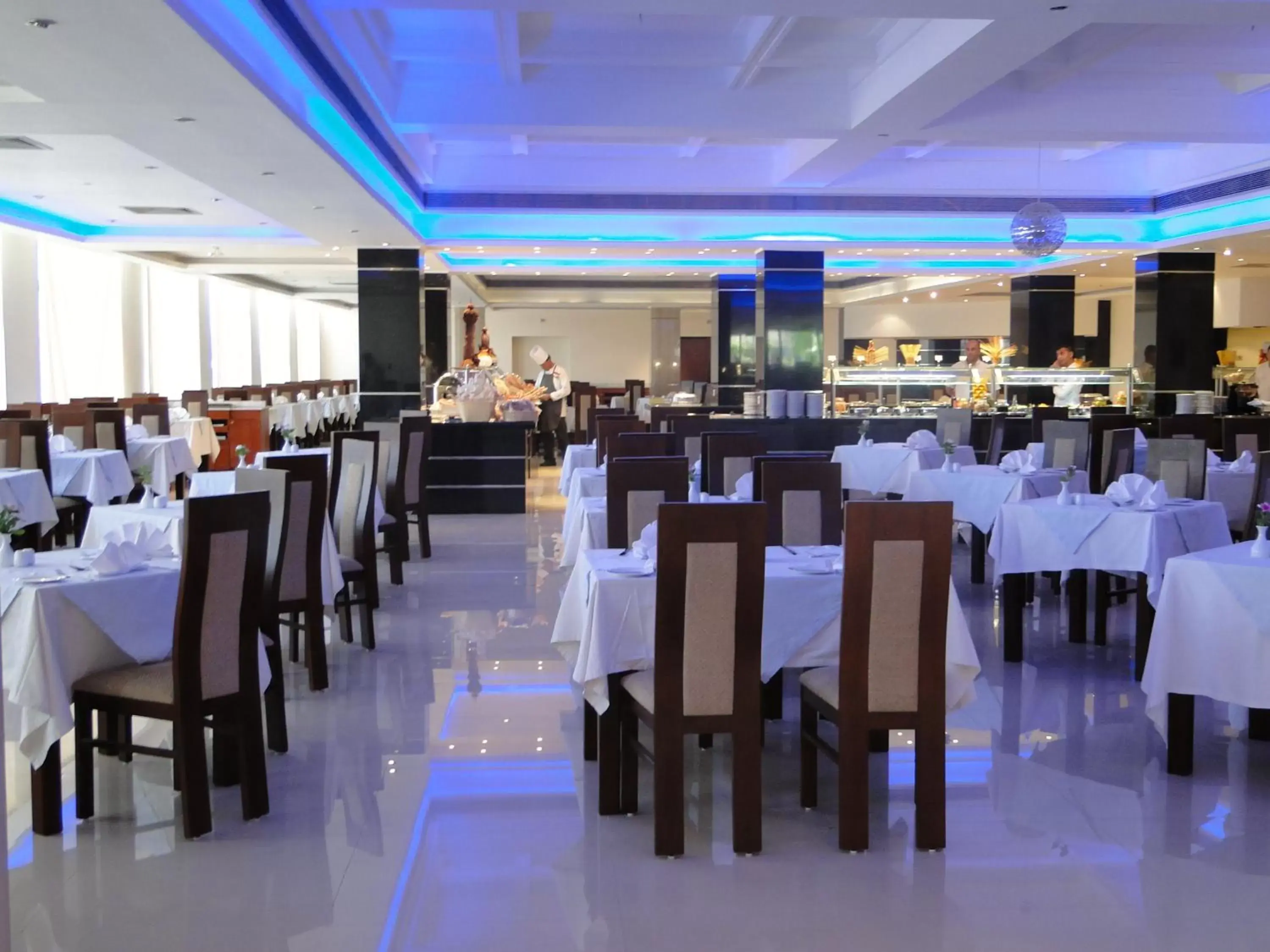 Restaurant/Places to Eat in Marina Sharm Hotel