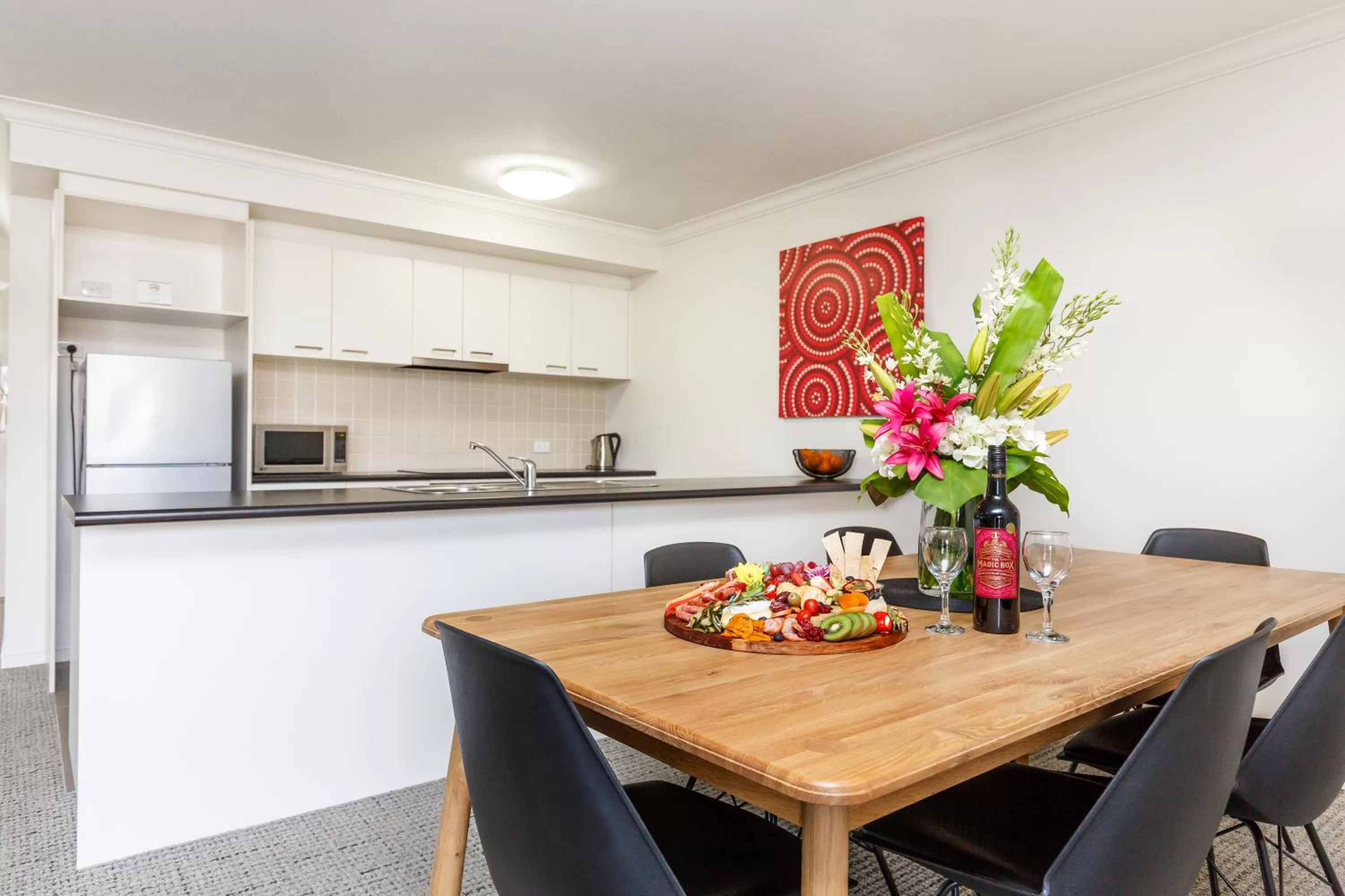 Kitchen or kitchenette in Quest Sale