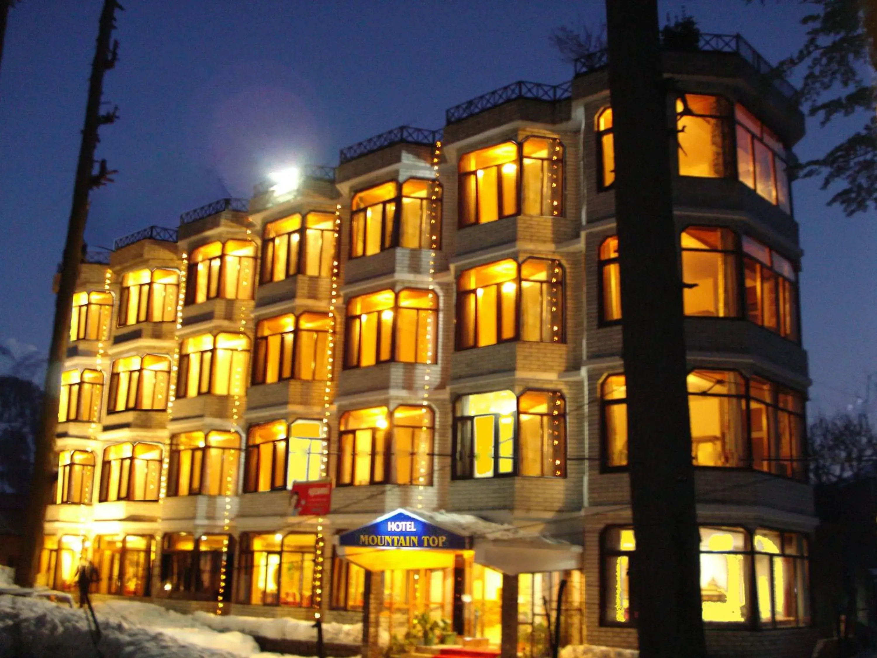 Facade/entrance, Property Building in Hotel Mountain Top