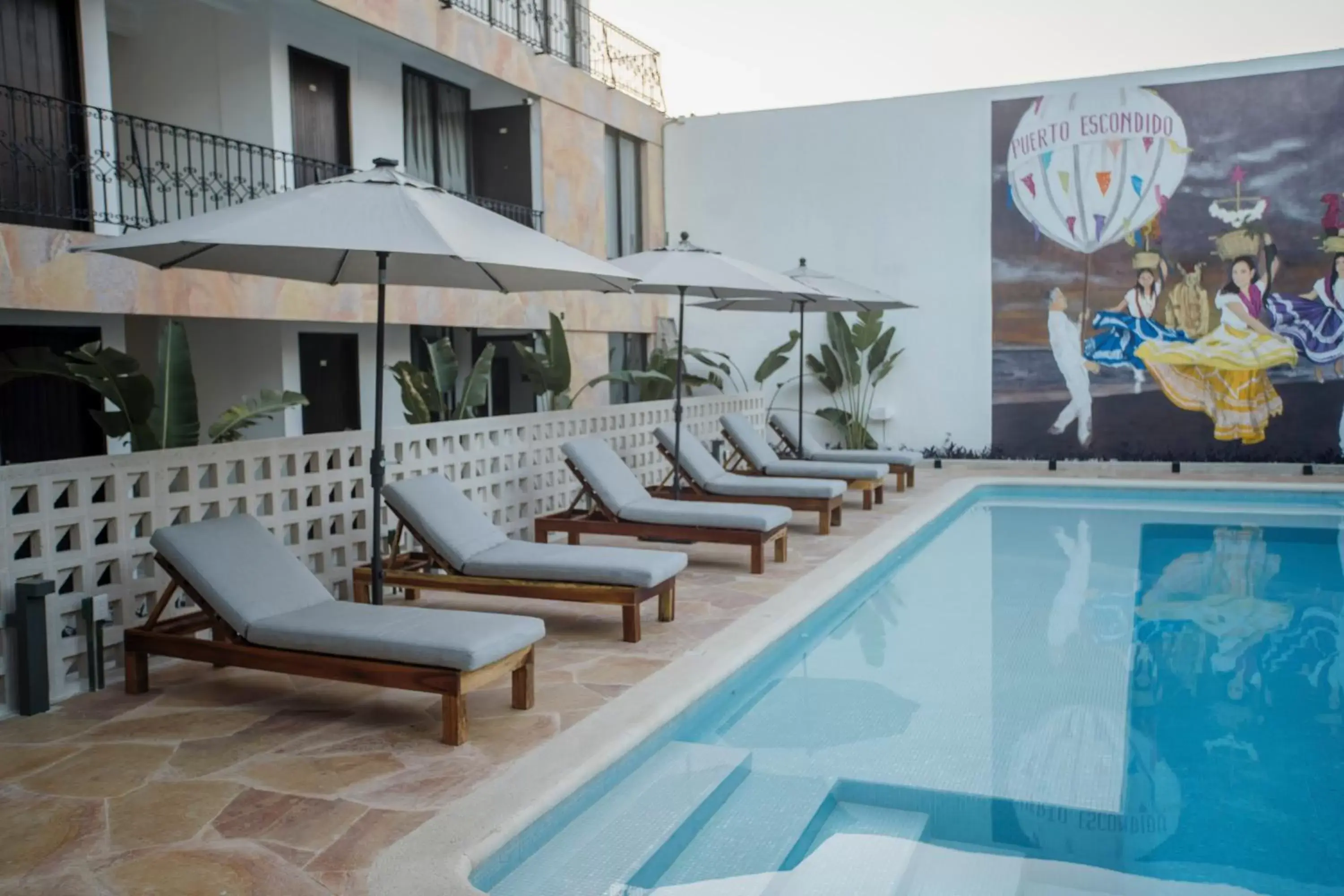 Pool view, Swimming Pool in Hotel Camino Del Sol