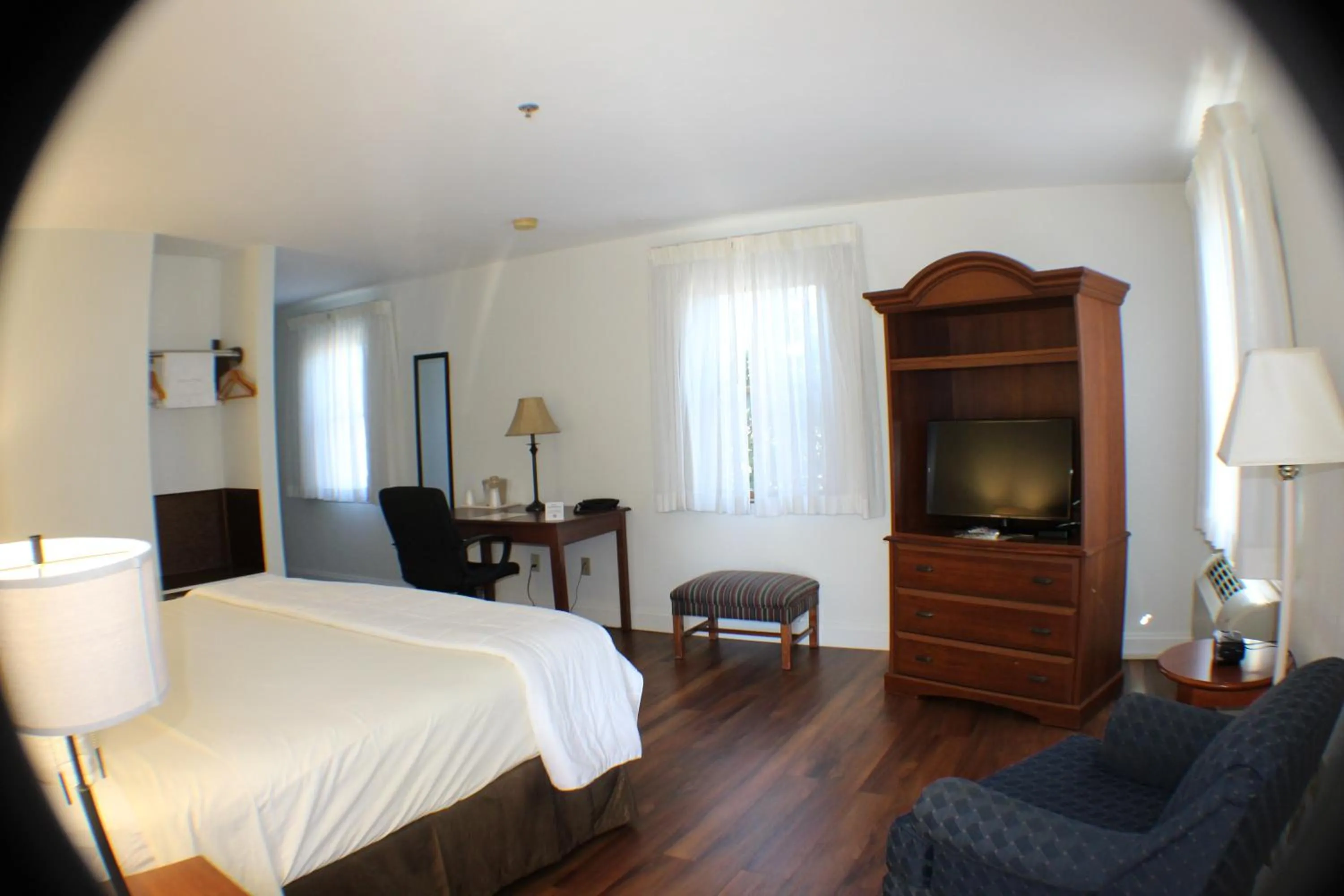 TV and multimedia, Bed in Inn at Cemetery Hill